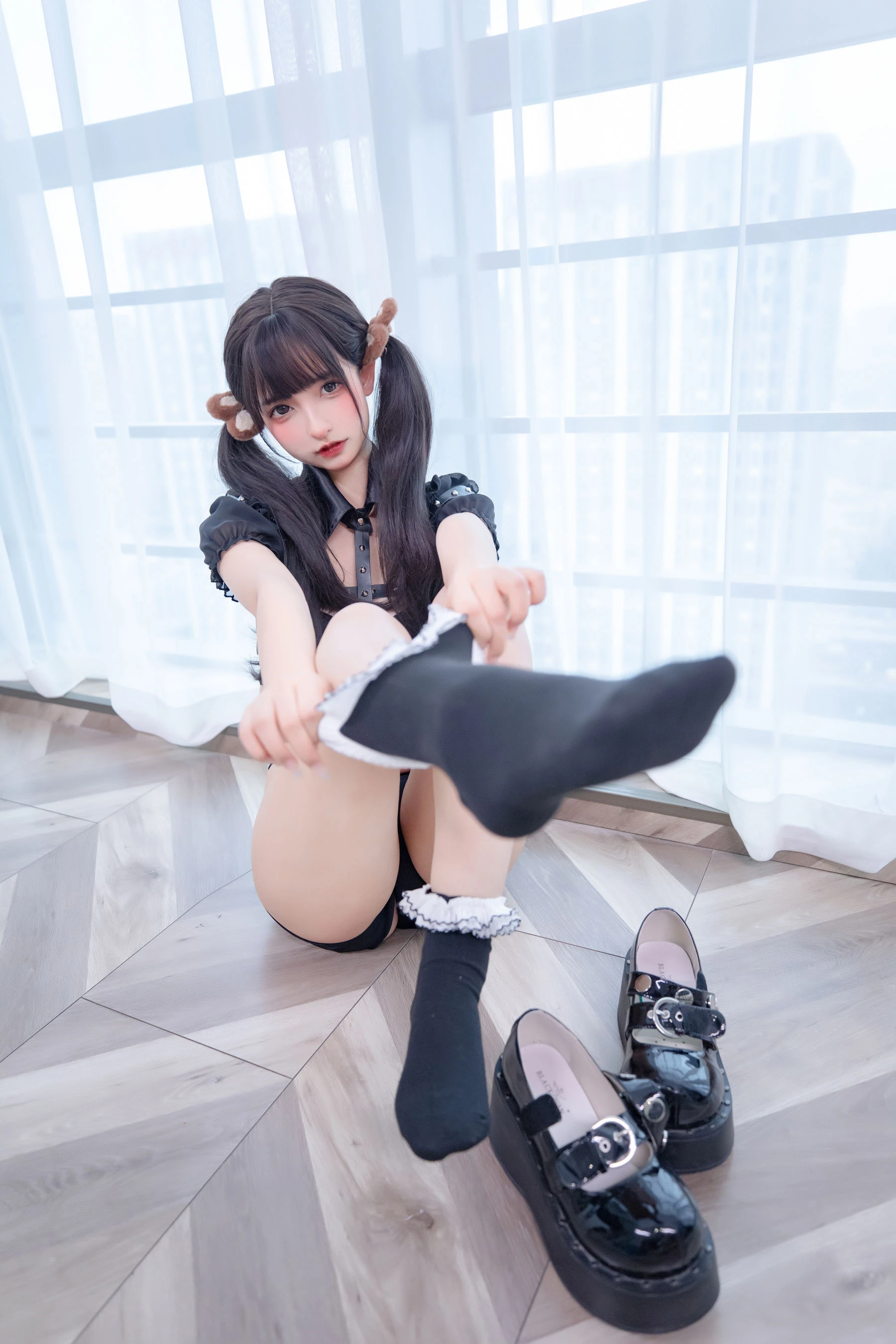 [Cosplay]唐雅靜大片攝影大師作：唐雅靜性感於寫真館釋放翹臀風情獨家演繹 - 20