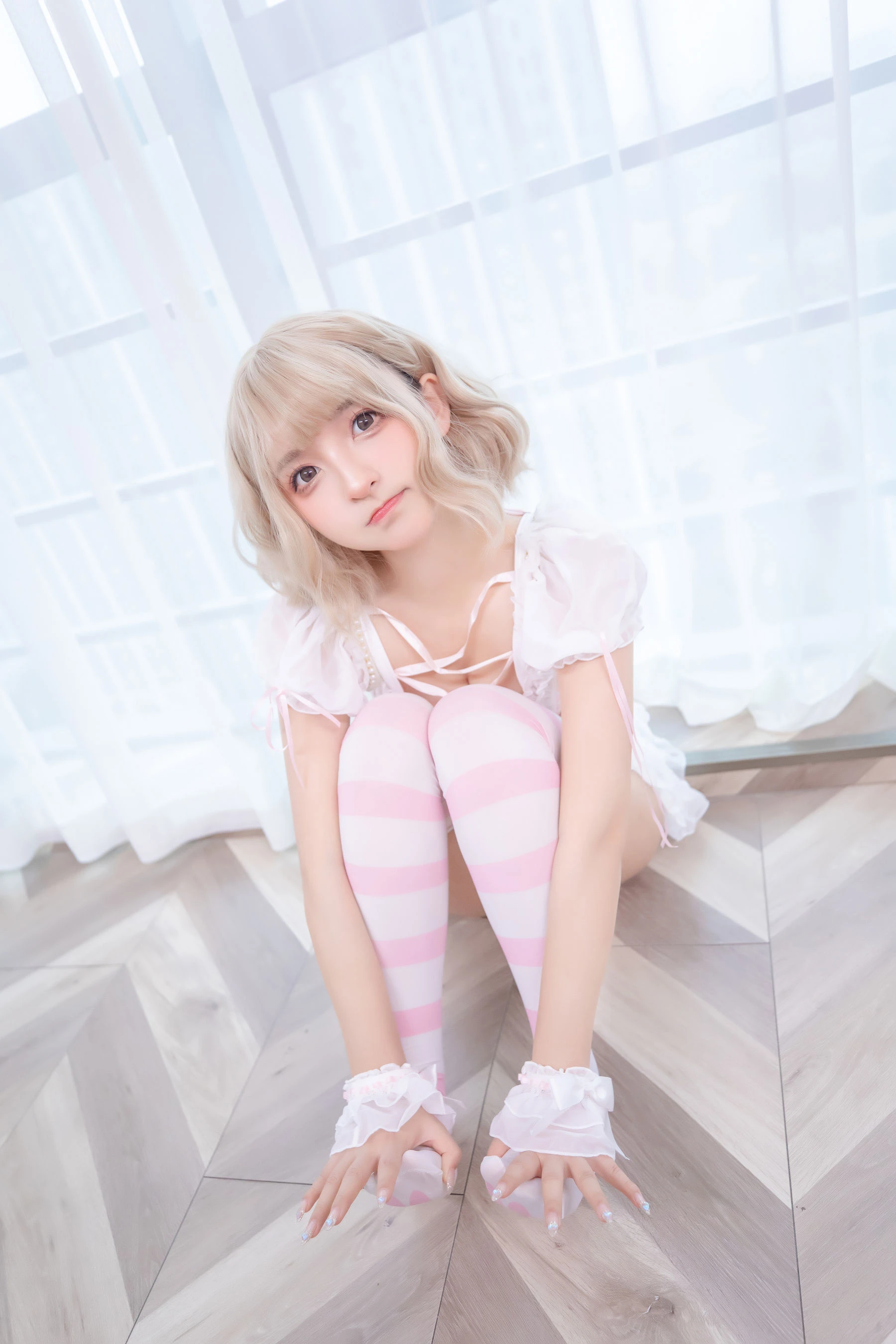 [Cosplay]唐雅靜大片攝影大師作：唐雅靜性感於寫真館釋放翹臀風情獨家演繹 - 22
