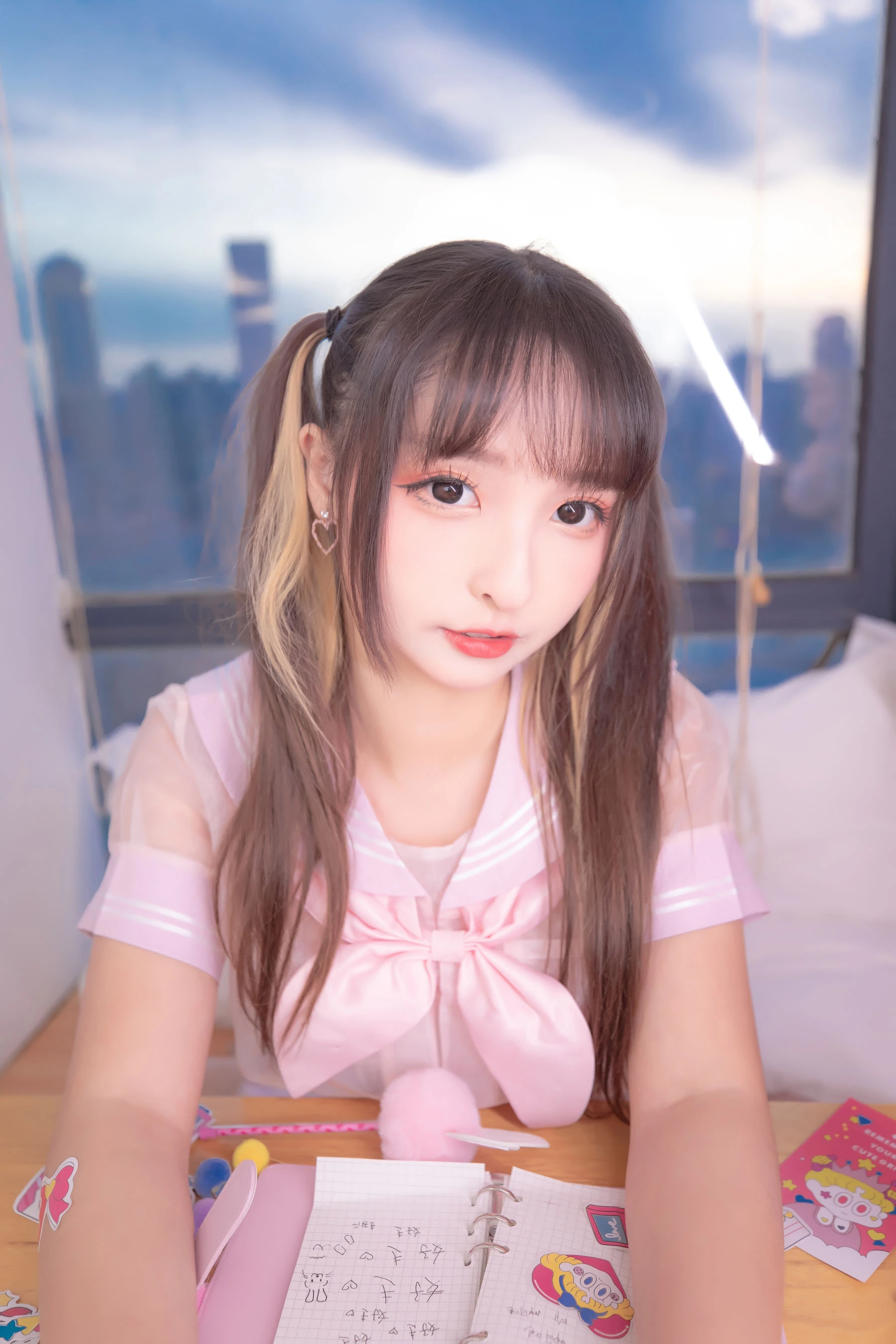 [麻豆]郭子萱大圖私房攝影藝術：郭子萱甜美風情彰顯美胸完美曲線寫真 - 23
