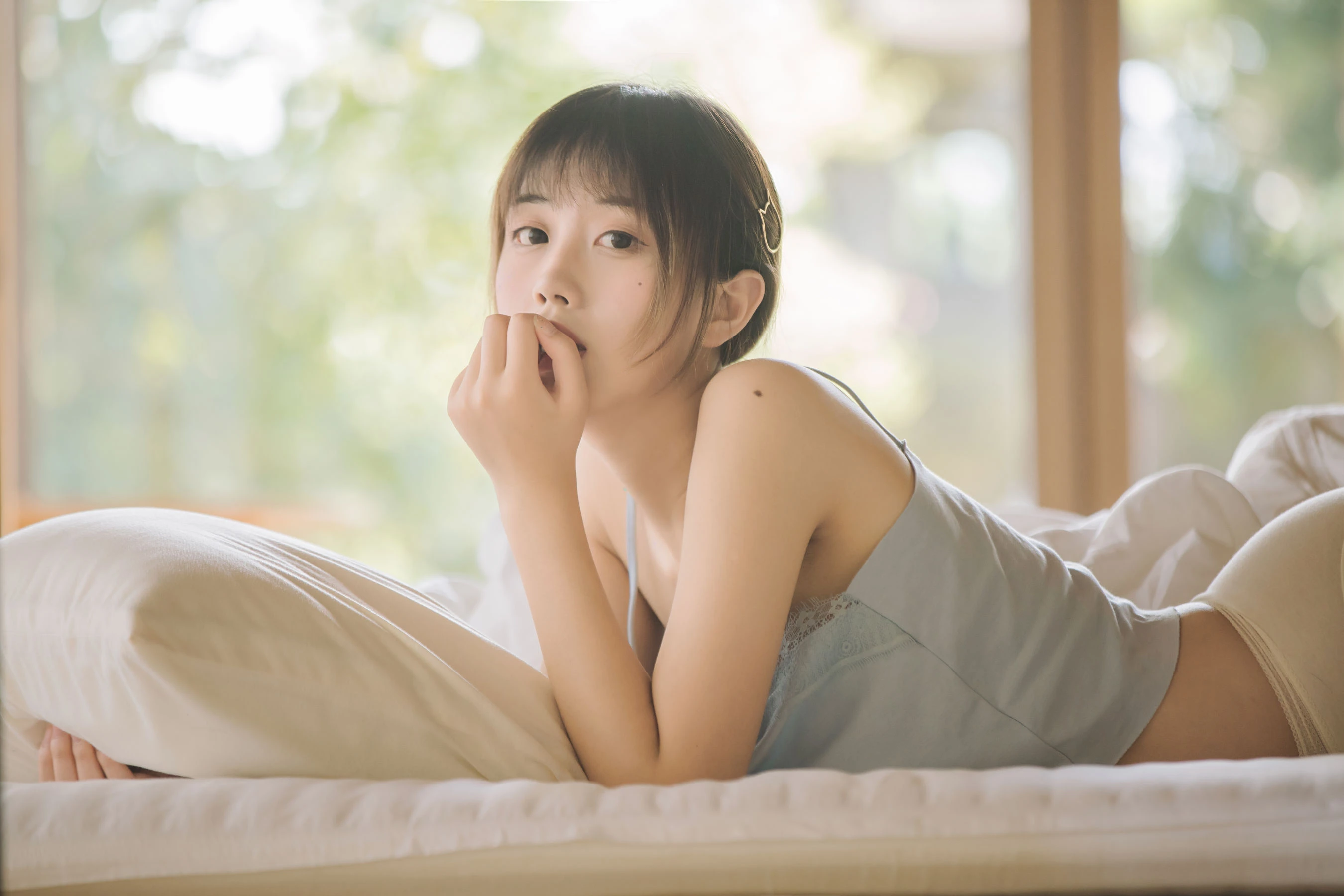 [仙女]曹雨萱曹雨萱私房超清寫真：魅惑風採釋放長腿誘惑釋放寫真大片 - 16