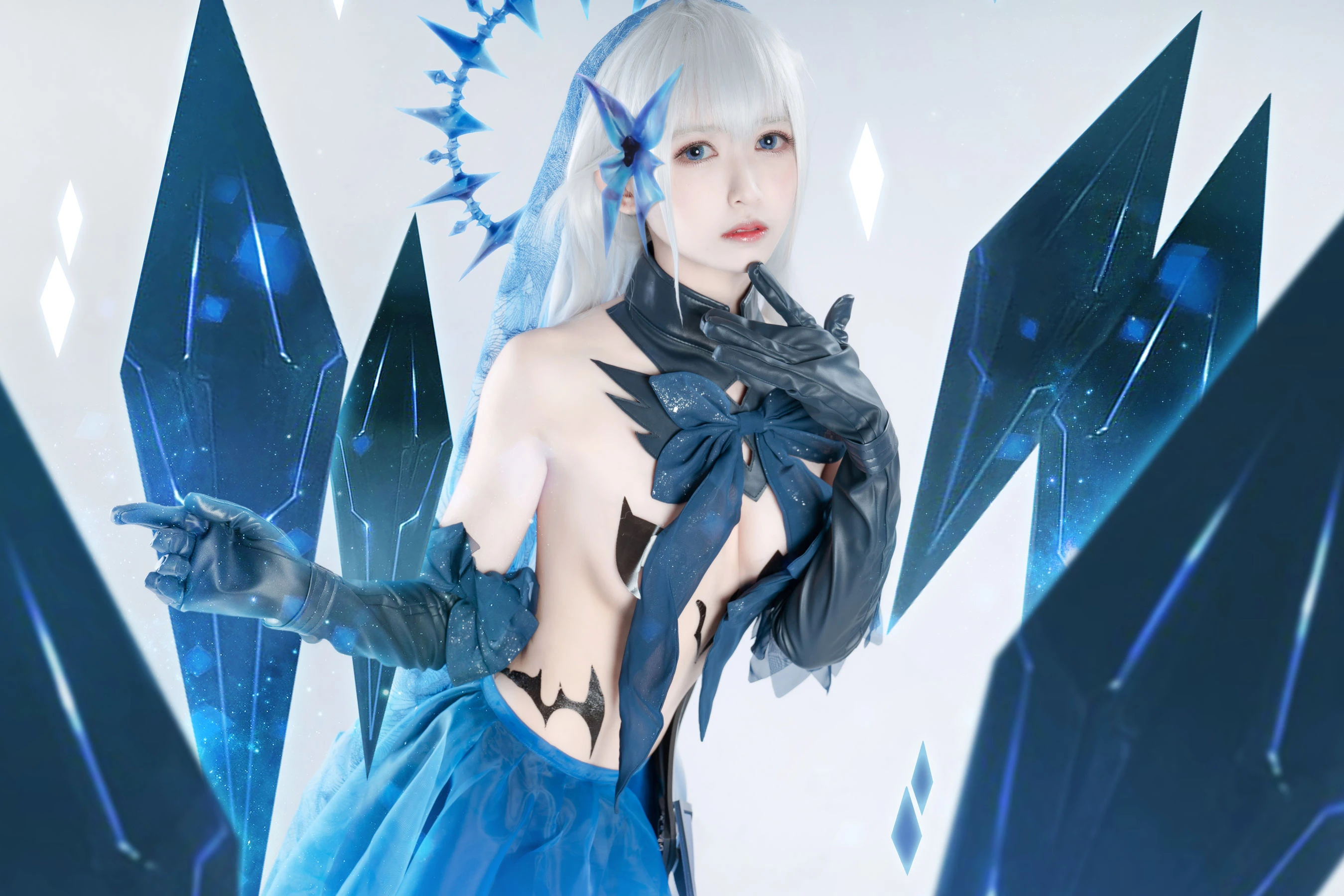 [校花]馮思雨馮思雨戶外超清美圖：魅惑神韻釋放曲線誘惑彰顯寫真大片 - 3