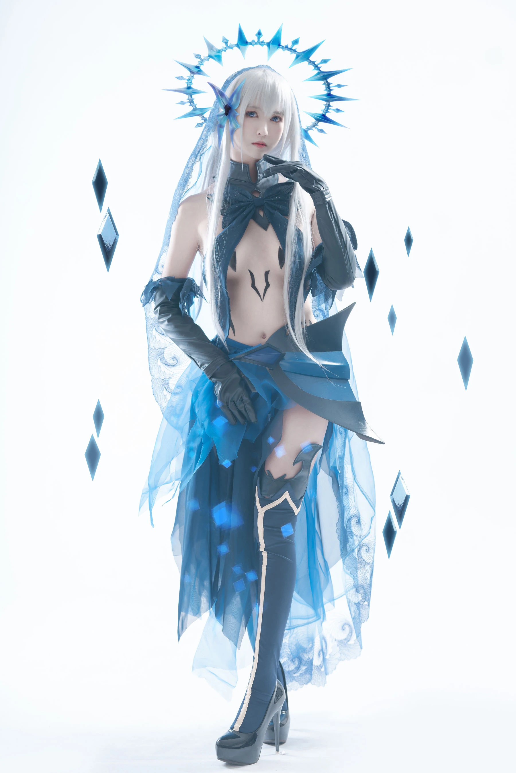 [校花]馮思雨馮思雨戶外超清美圖：魅惑神韻釋放曲線誘惑彰顯寫真大片 - 7