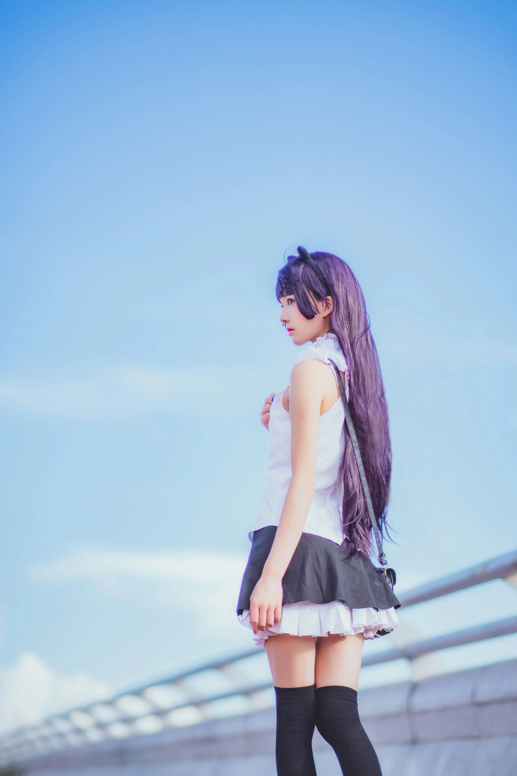 [仙女]何雨菲藝術攝影大師作：何雨菲時尚於室內釋放翹臀韻味首發演繹 - 10
