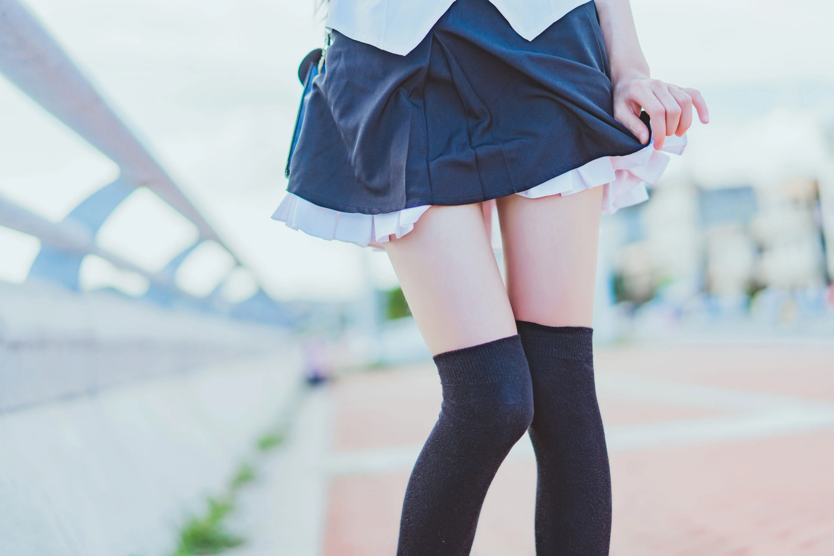 [仙女]何雨菲藝術攝影大師作：何雨菲時尚於室內釋放翹臀韻味首發演繹 - 15