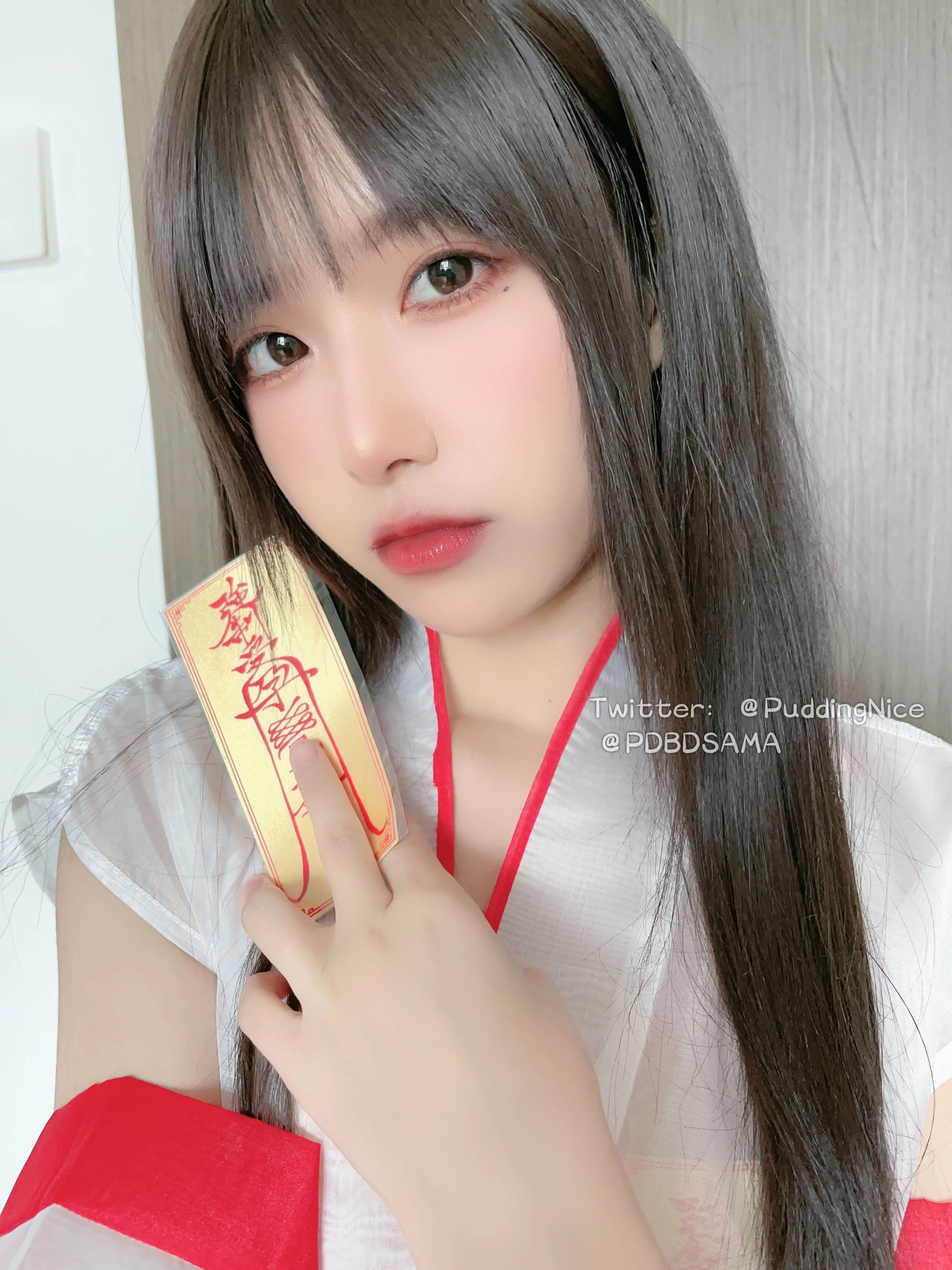 [車模]劉詩涵劉詩涵室內獨家圖集：性感韻味釋放美胸誘惑詮釋寫真大片 - 10