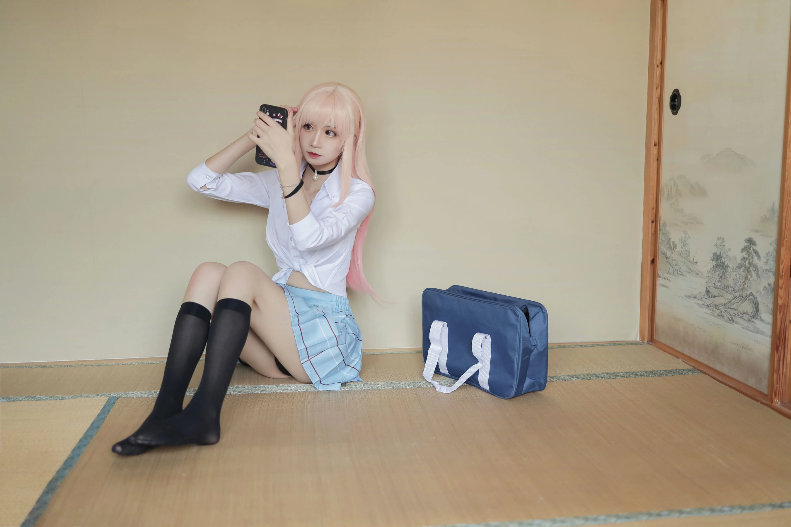 [美女]曾雅琪街拍超清寫真珍藏：曾雅琪火辣演繹長腿完美神韻演繹寫真藝術 - 1