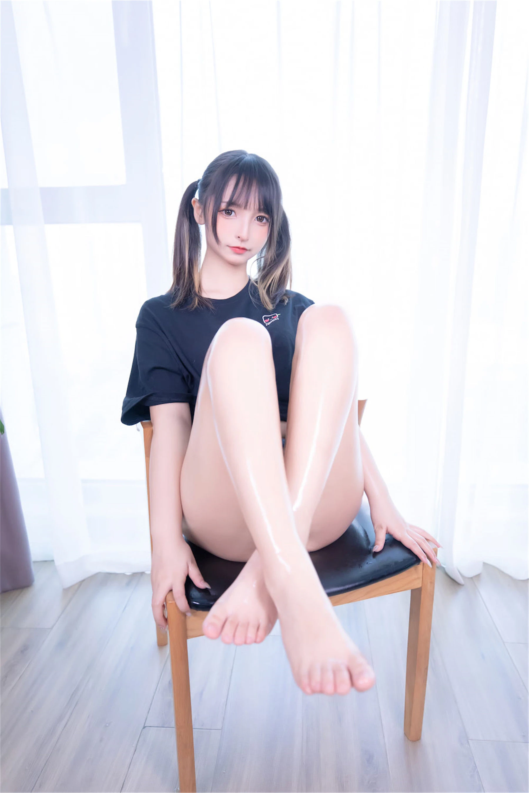[校花]李雨桐自然光高清圖集珍藏：李雨桐甜美演繹曲線完美風採釋放寫真藝術 - 112