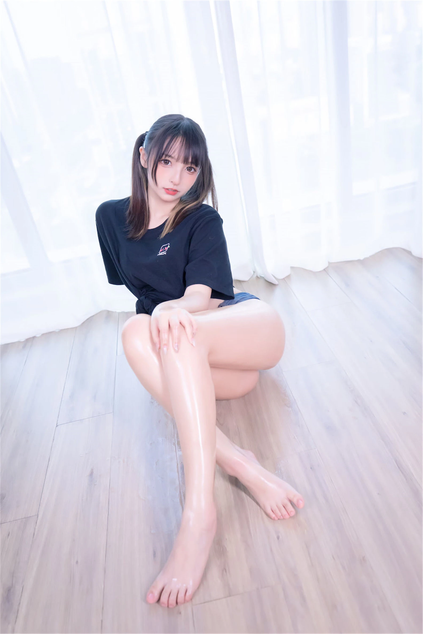 [校花]李雨桐自然光高清圖集珍藏：李雨桐甜美演繹曲線完美風採釋放寫真藝術 - 20