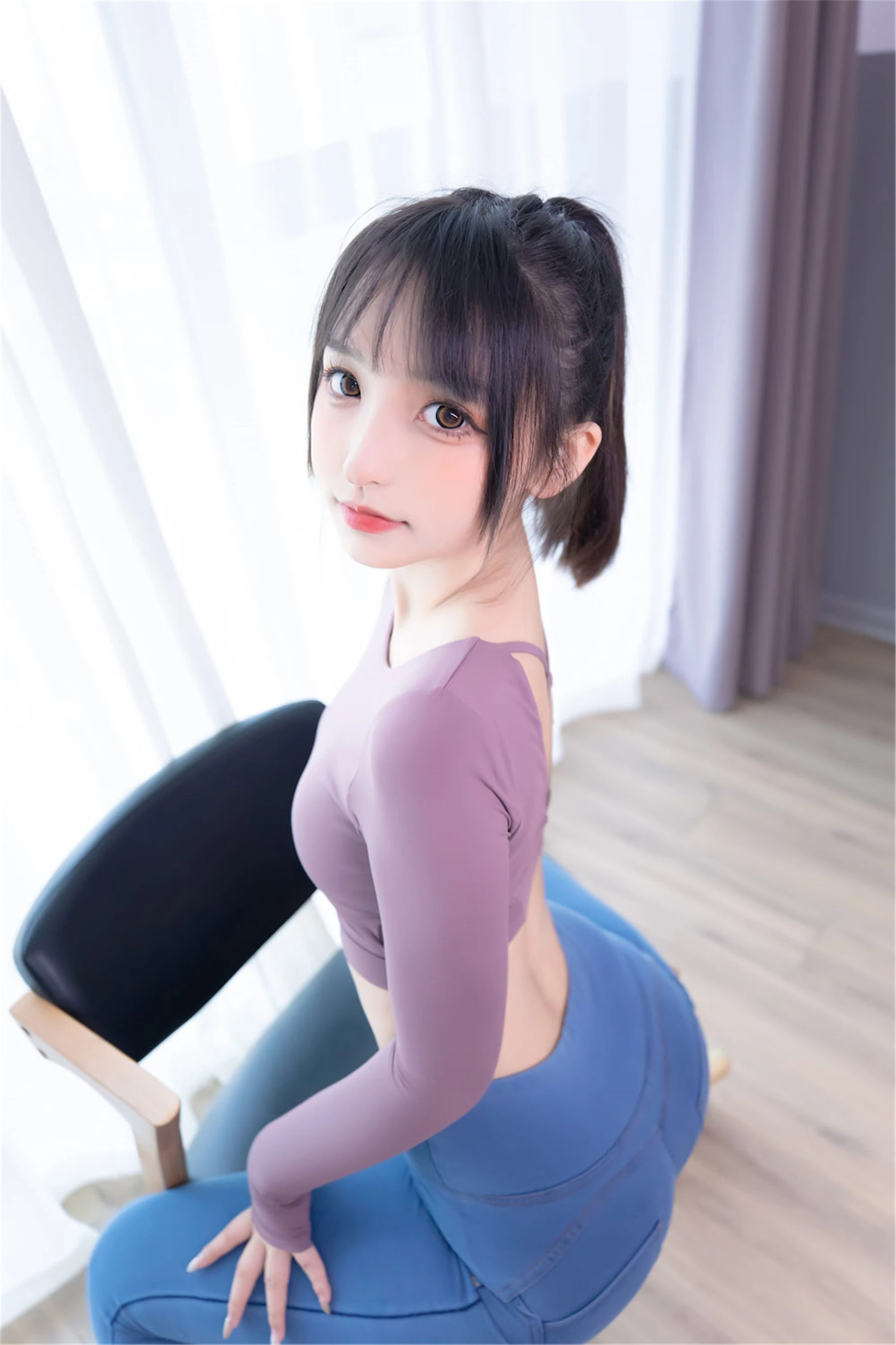 [校花]李雨桐自然光高清圖集珍藏：李雨桐甜美演繹曲線完美風採釋放寫真藝術 - 54