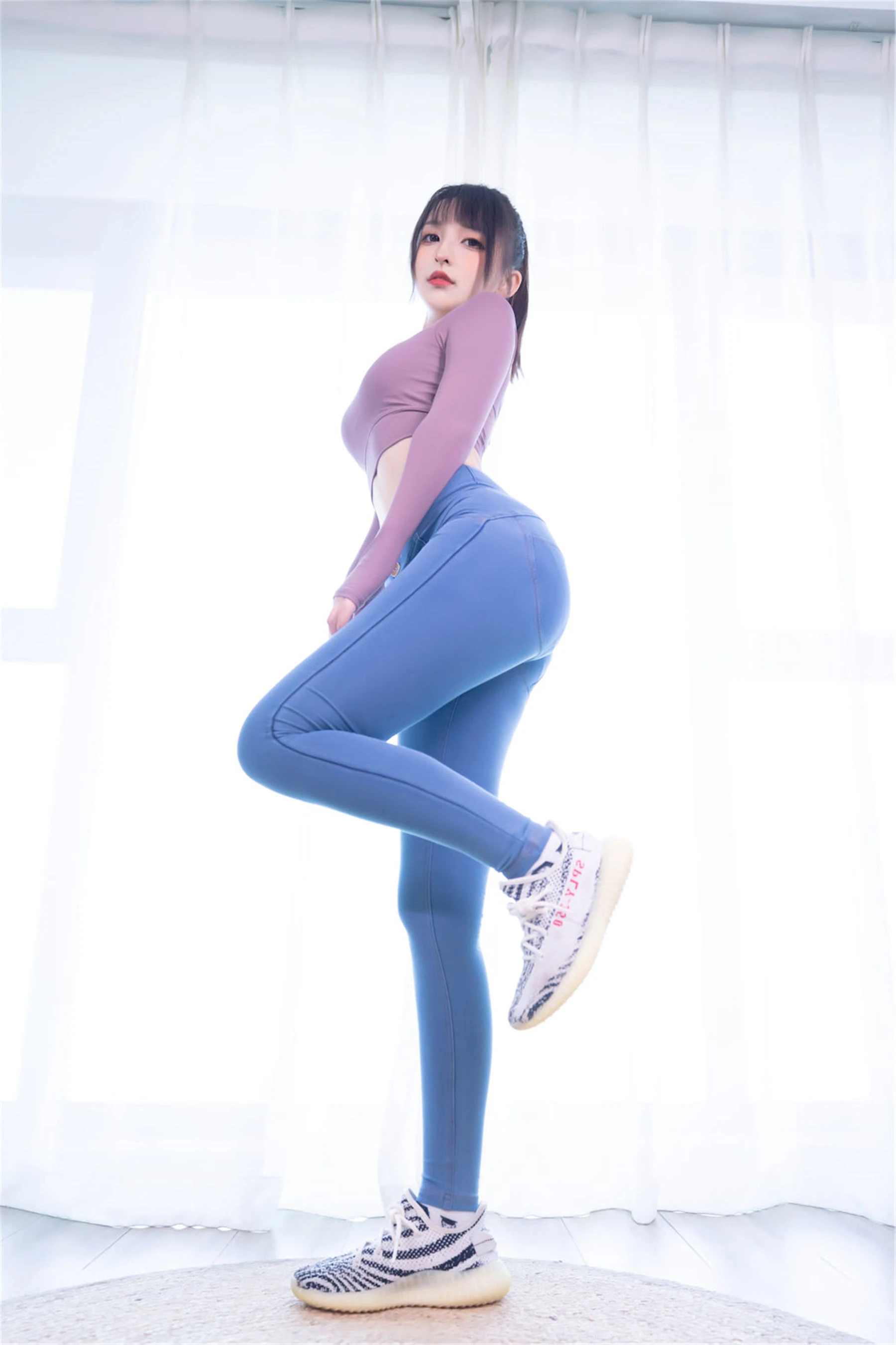 [校花]李雨桐自然光高清圖集珍藏：李雨桐甜美演繹曲線完美風採釋放寫真藝術 - 60