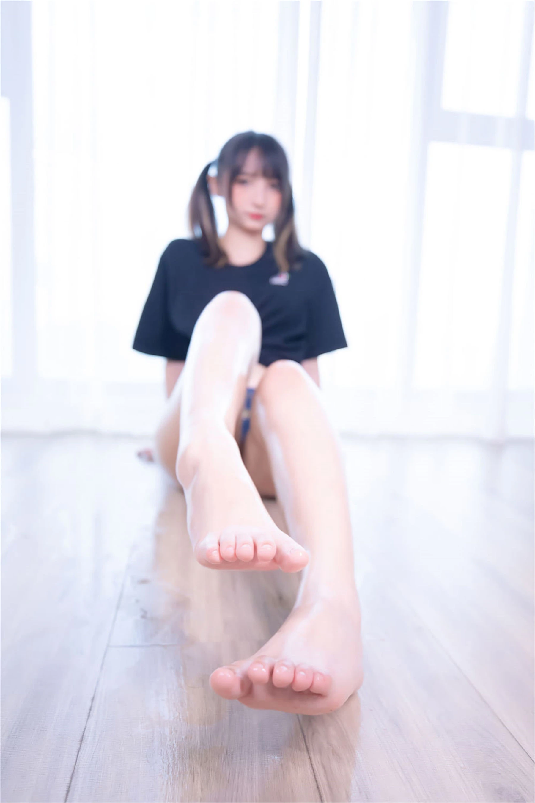 [校花]李雨桐自然光高清圖集珍藏：李雨桐甜美演繹曲線完美風採釋放寫真藝術 - 63