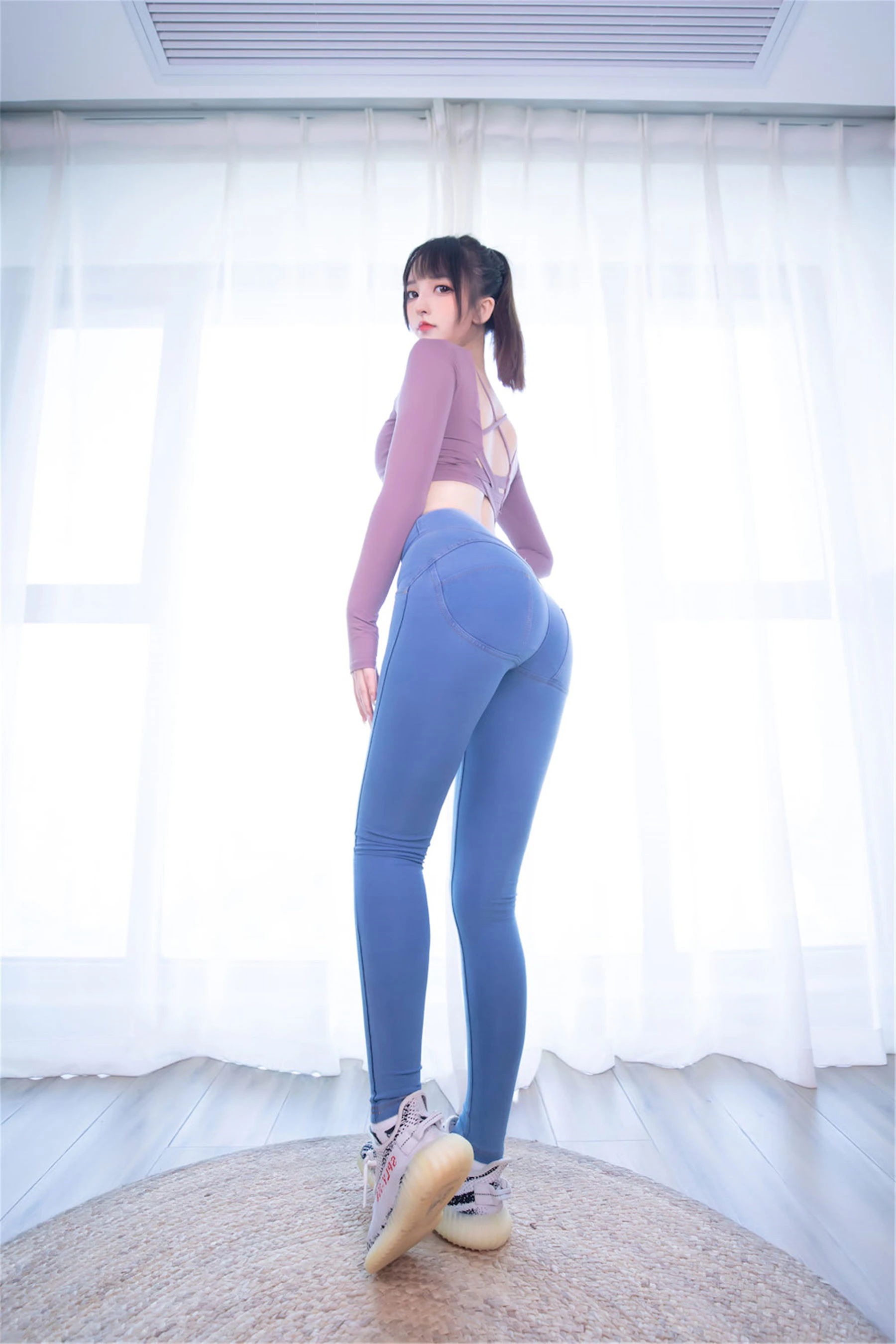 [校花]李雨桐自然光高清圖集珍藏：李雨桐甜美演繹曲線完美風採釋放寫真藝術 - 73