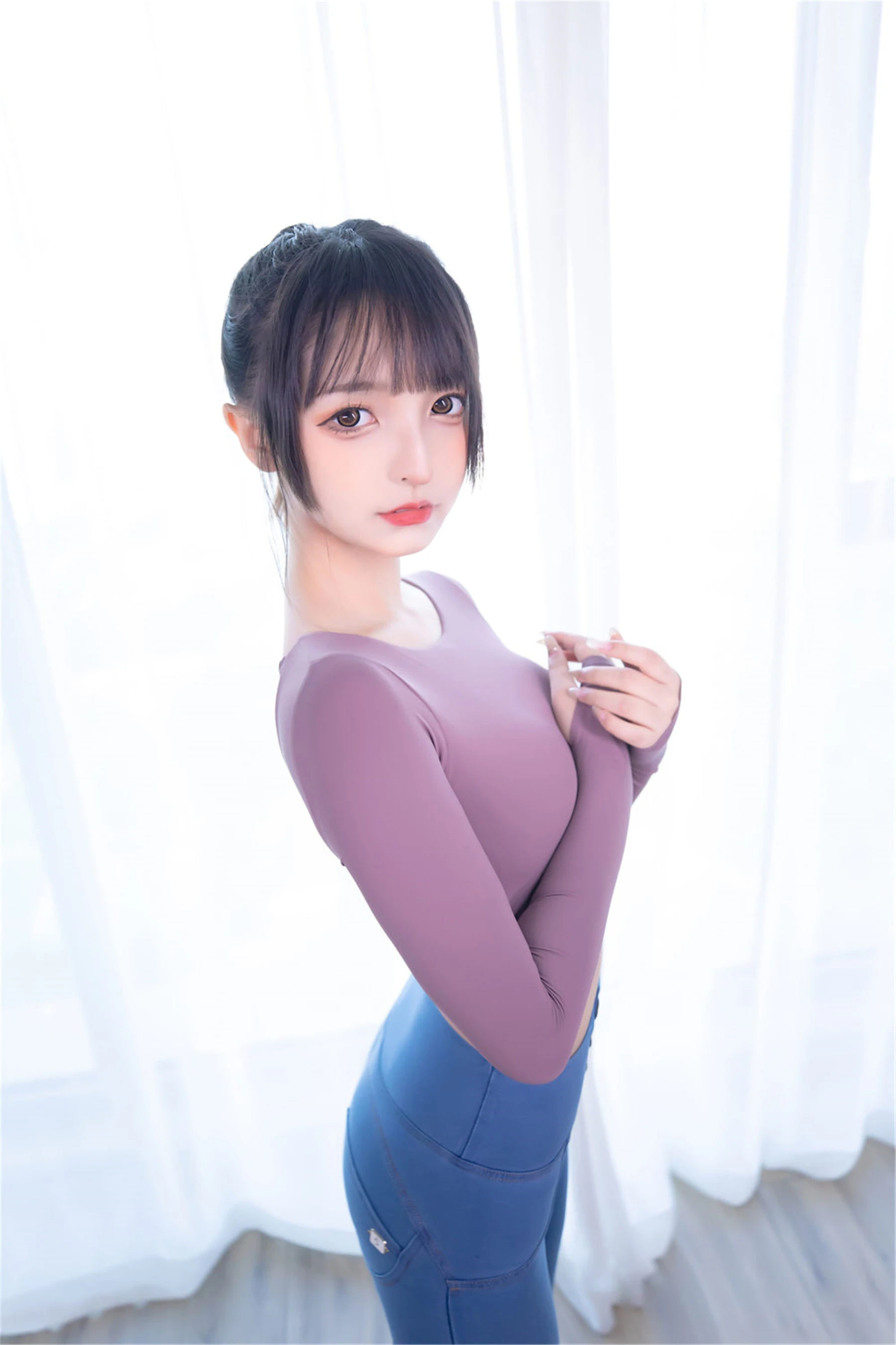 [校花]李雨桐自然光高清圖集珍藏：李雨桐甜美演繹曲線完美風採釋放寫真藝術 - 81