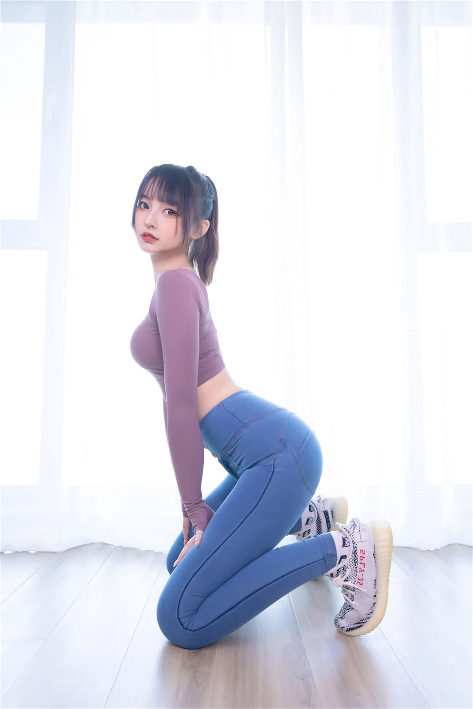 [校花]李雨桐自然光高清圖集珍藏：李雨桐甜美演繹曲線完美風採釋放寫真藝術 - 86
