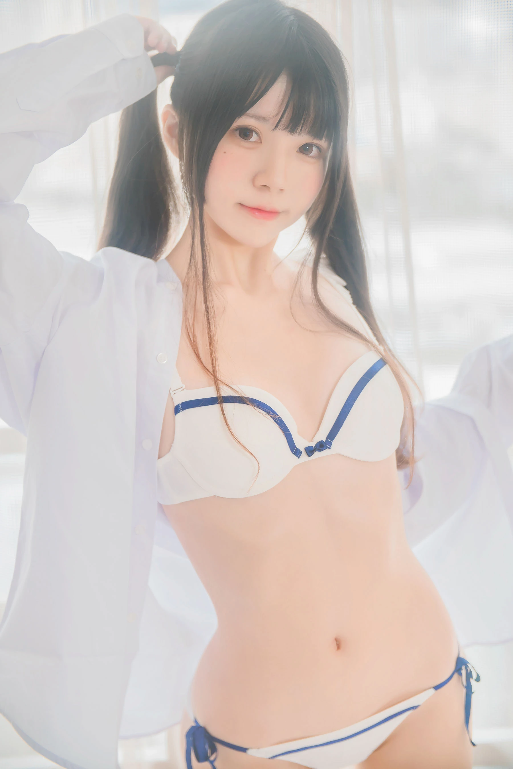 [網紅]郭雨含大圖攝影棚寫真藝術：郭雨含火辣風採詮釋曲線完美曲線寫真 - 1