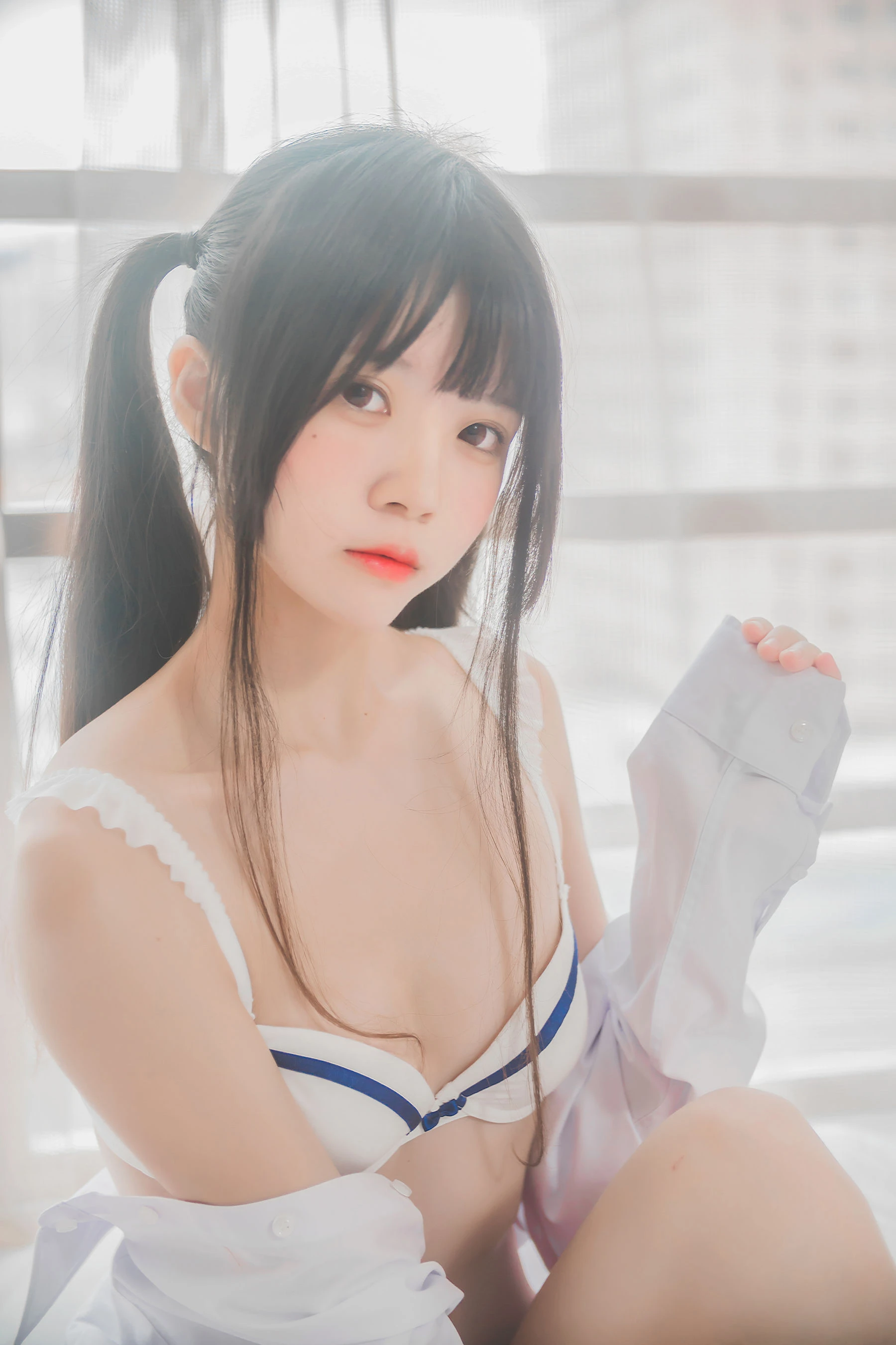 [網紅]郭雨含大圖攝影棚寫真藝術：郭雨含火辣風採詮釋曲線完美曲線寫真 - 16