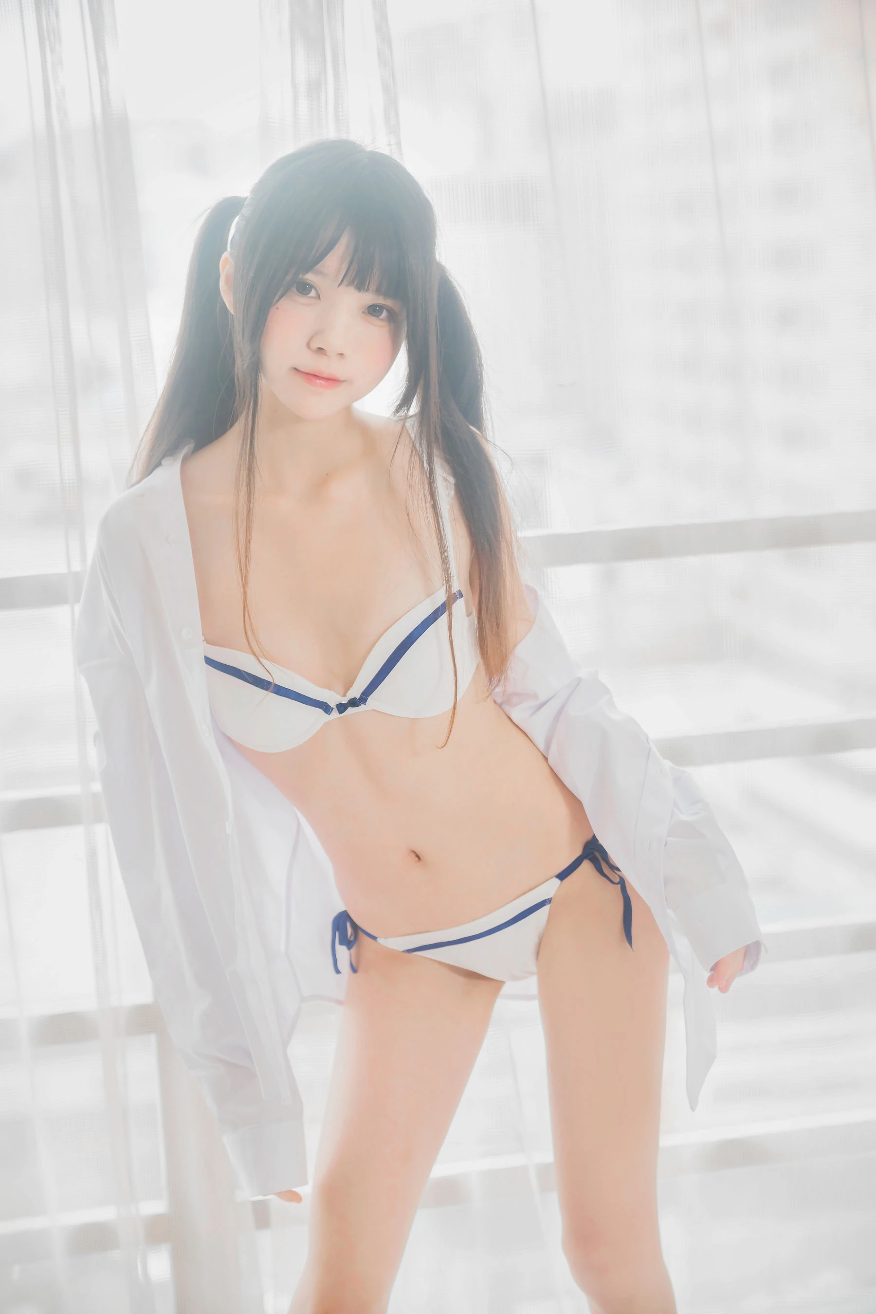 [網紅]郭雨含大圖攝影棚寫真藝術：郭雨含火辣風採詮釋曲線完美曲線寫真 - 2