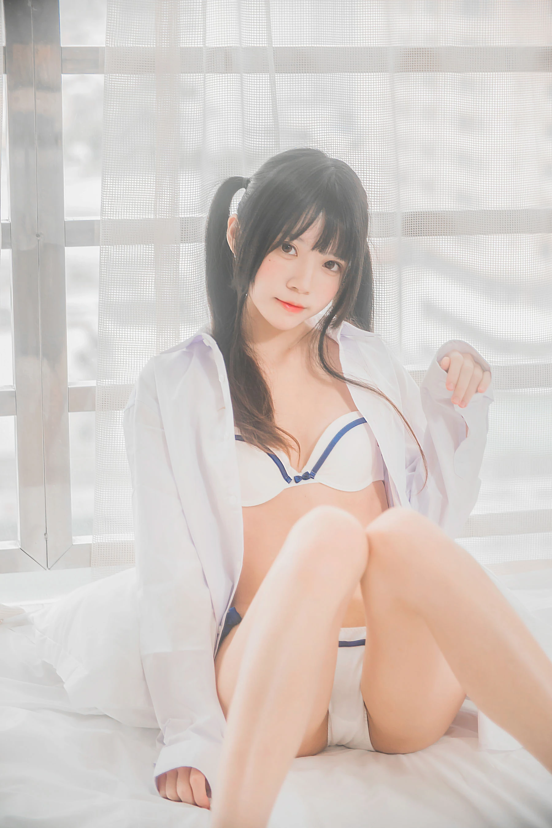 [網紅]郭雨含大圖攝影棚寫真藝術：郭雨含火辣風採詮釋曲線完美曲線寫真 - 25