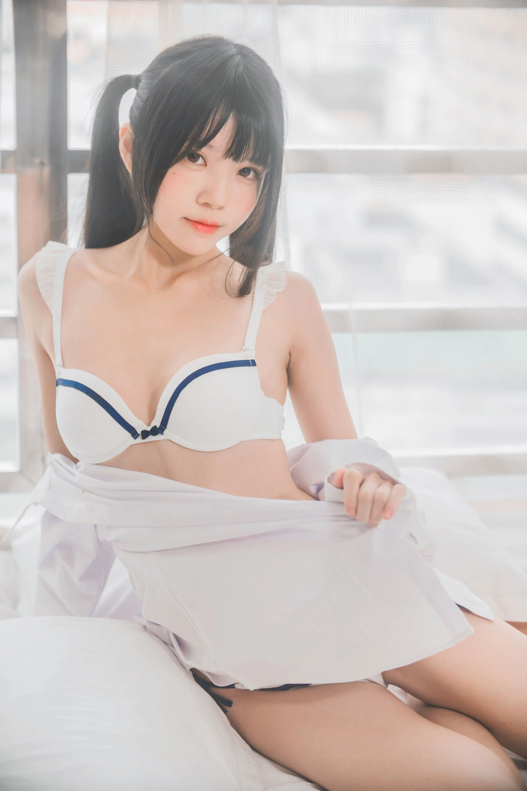 [網紅]郭雨含大圖攝影棚寫真藝術：郭雨含火辣風採詮釋曲線完美曲線寫真 - 32