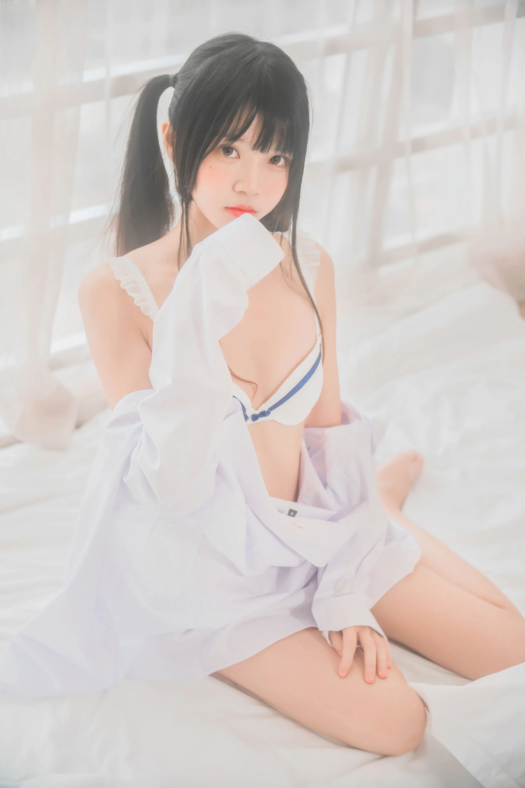 [網紅]郭雨含大圖攝影棚寫真藝術：郭雨含火辣風採詮釋曲線完美曲線寫真 - 34