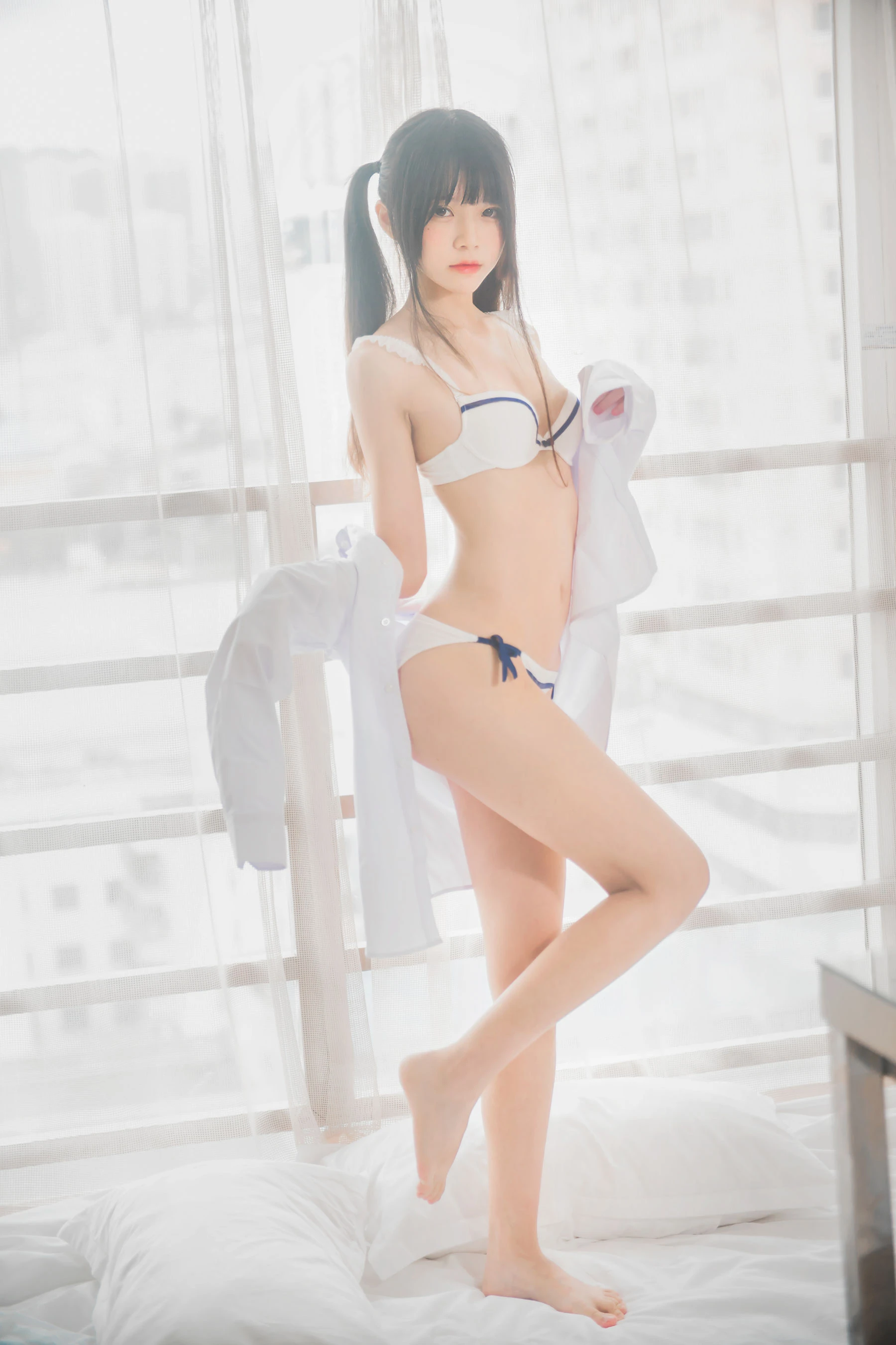 [網紅]郭雨含大圖攝影棚寫真藝術：郭雨含火辣風採詮釋曲線完美曲線寫真 - 7
