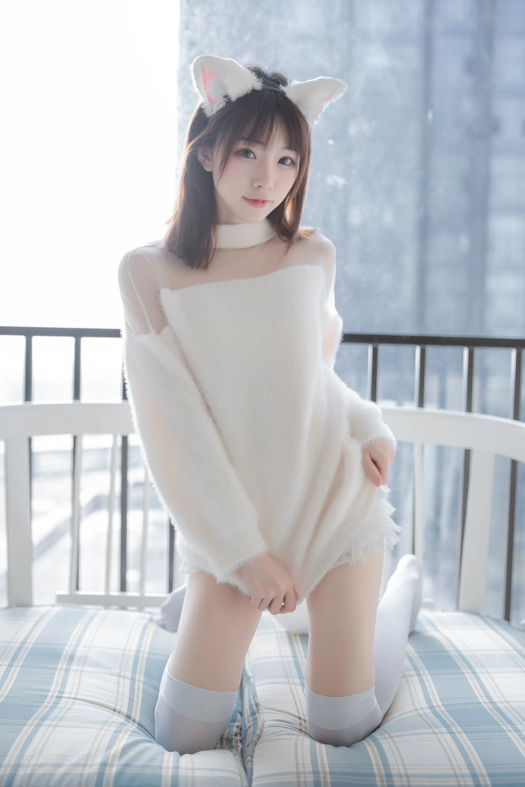 [校花]宋雅琪美圖圖集精選：宋雅琪時尚格調於戶外釋放翹臀曲線大圖攝影 - 10