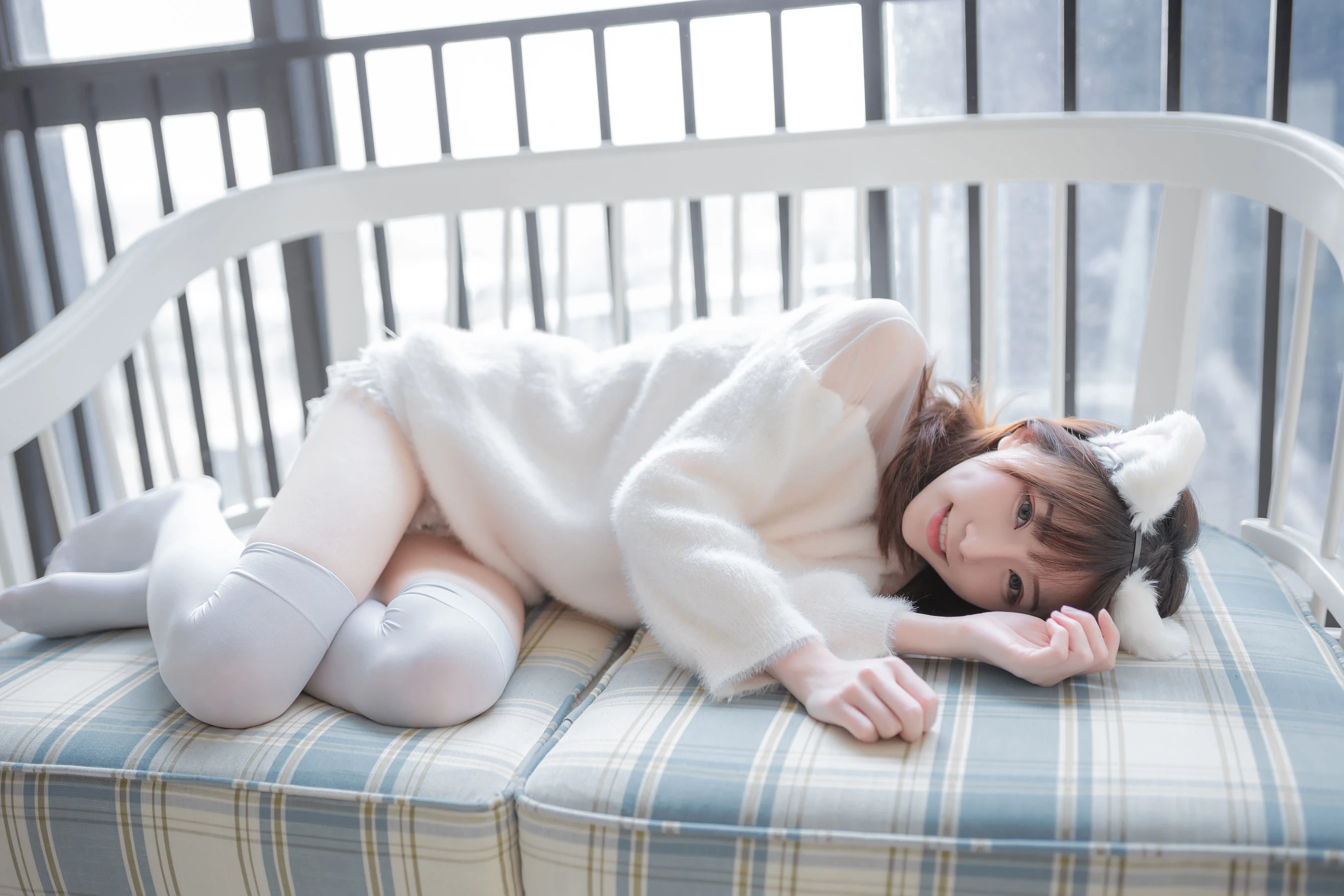 [校花]宋雅琪美圖圖集精選：宋雅琪時尚格調於戶外釋放翹臀曲線大圖攝影 - 16