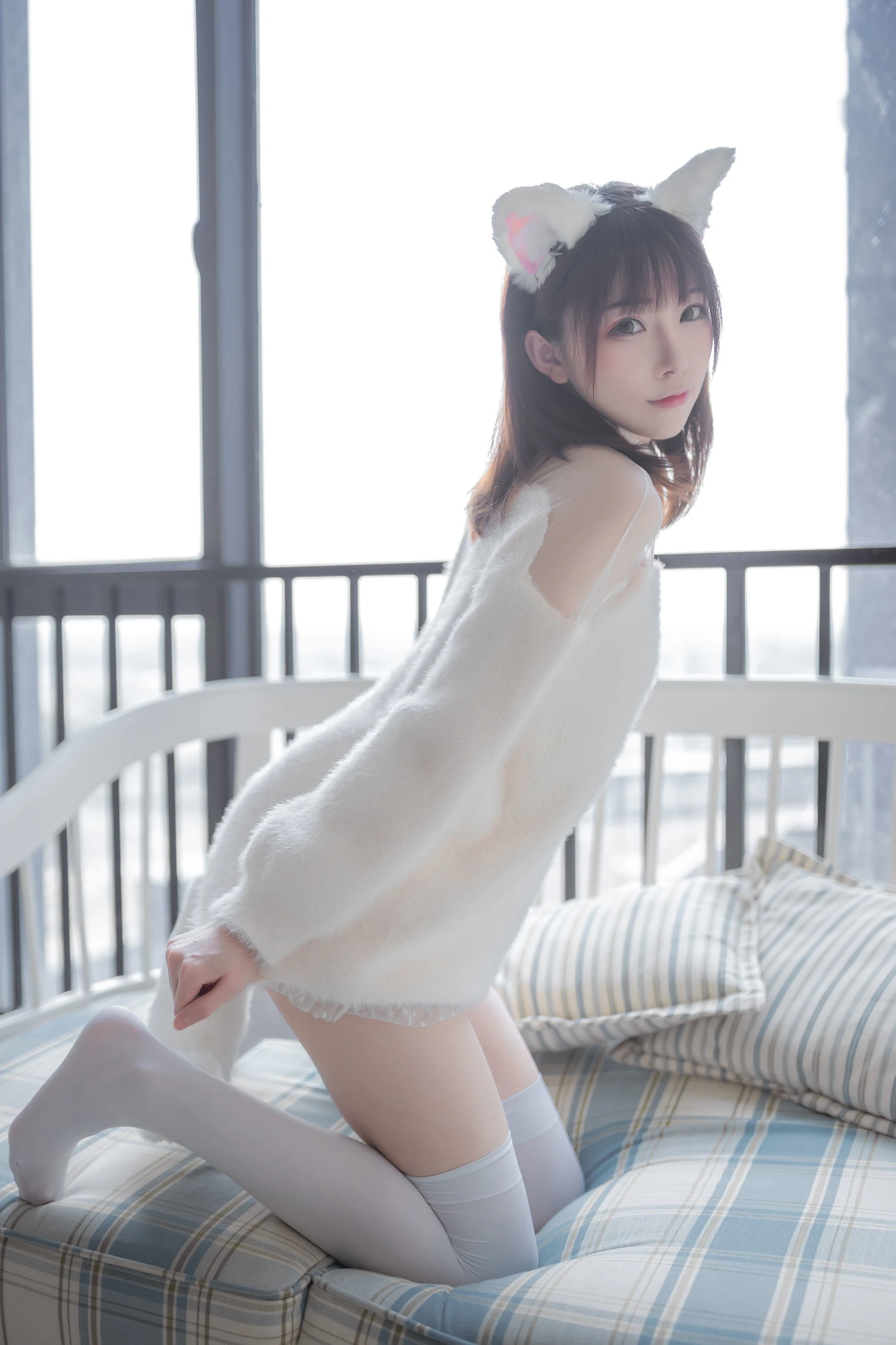 [校花]宋雅琪美圖圖集精選：宋雅琪時尚格調於戶外釋放翹臀曲線大圖攝影 - 29