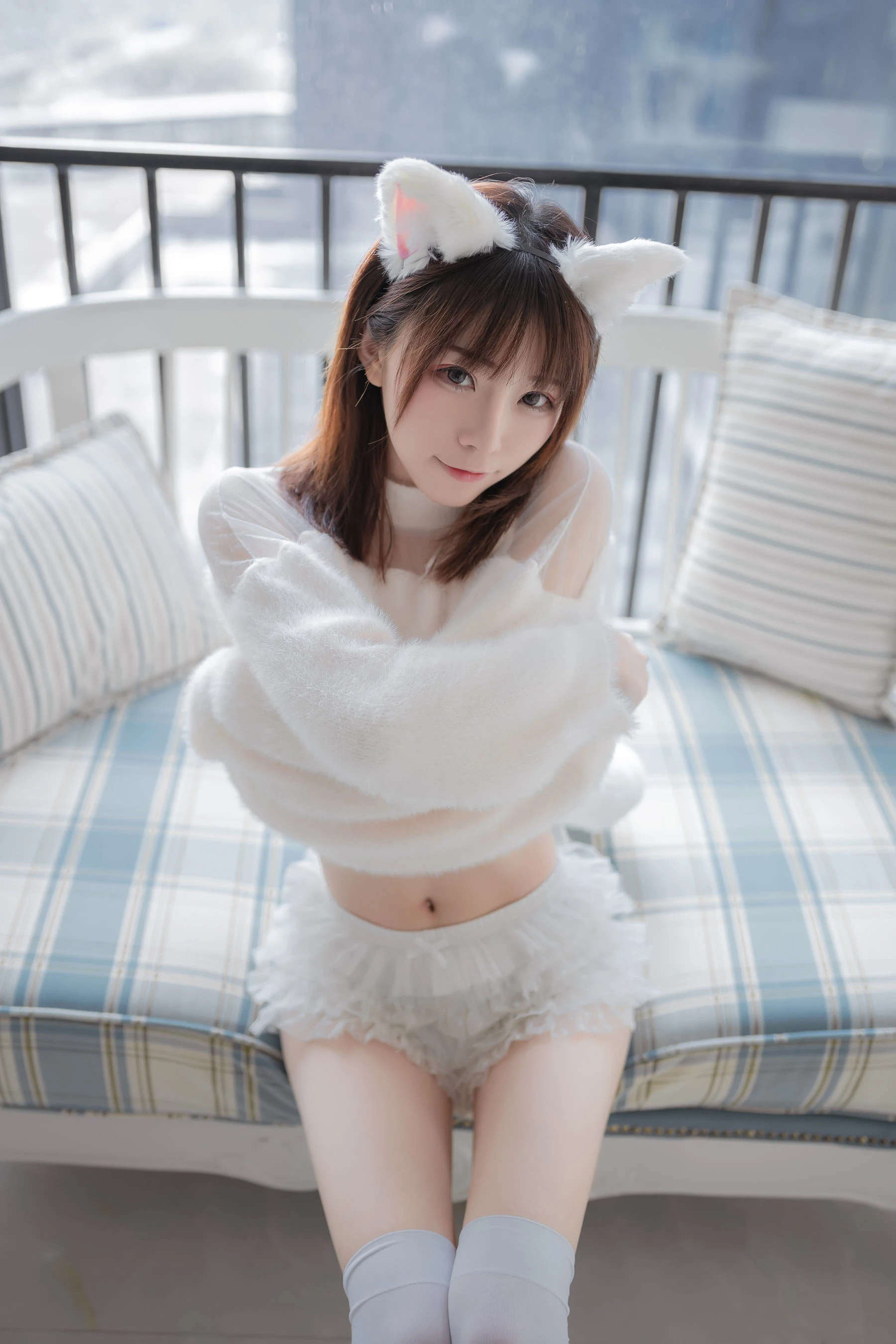 [校花]宋雅琪美圖圖集精選：宋雅琪時尚格調於戶外釋放翹臀曲線大圖攝影 - 8