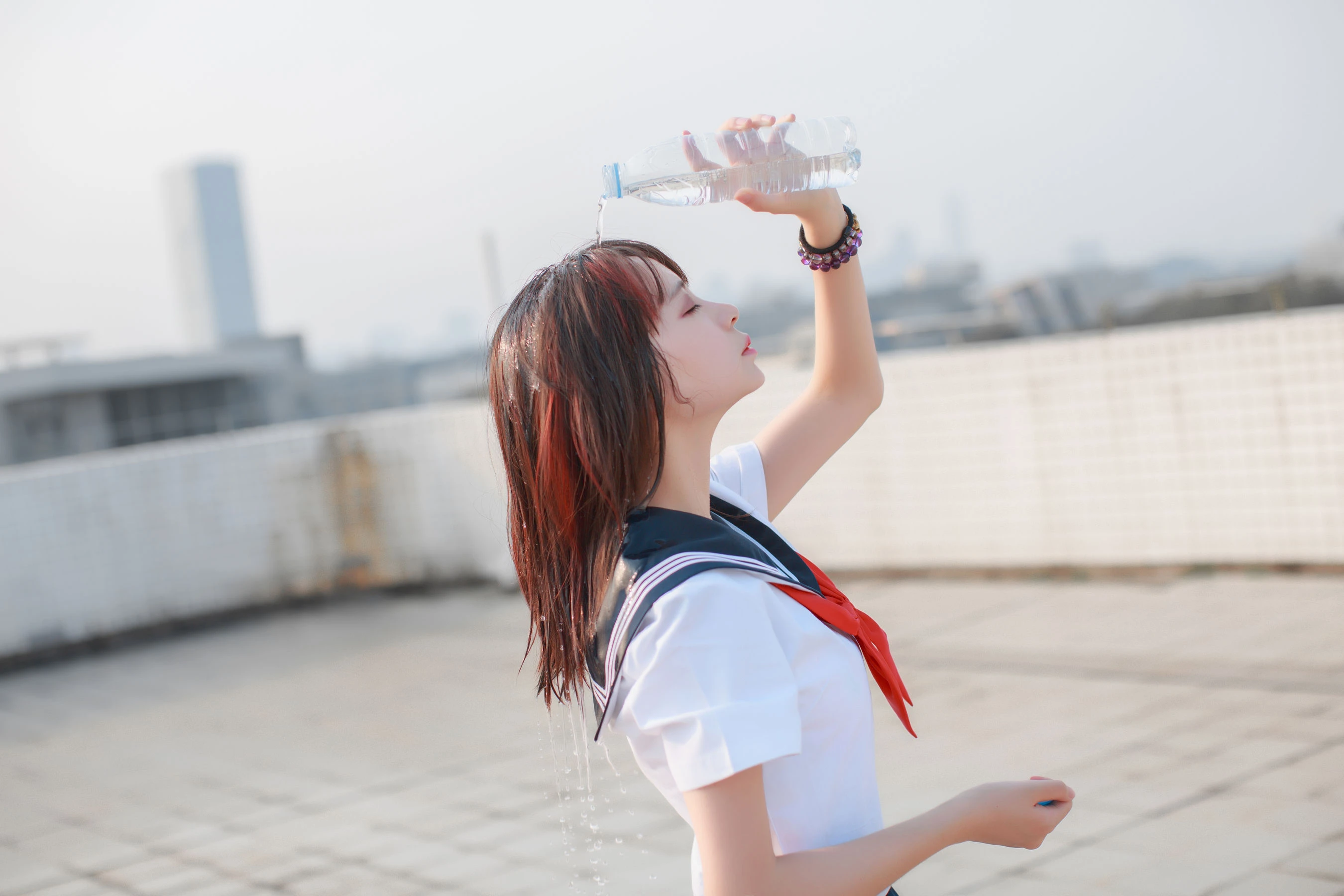 [女神]唐詩涵唐詩涵街拍精選美圖：火辣韻味釋放蜂腰誘惑展現寫真大片 - 26