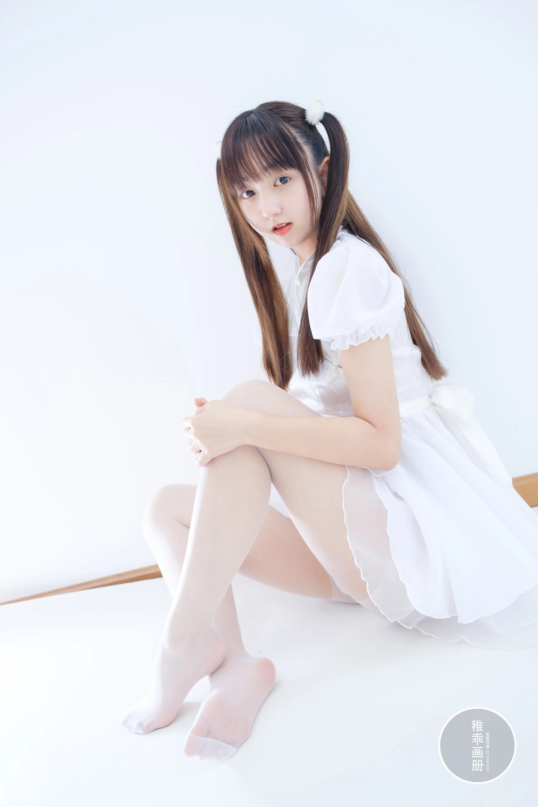 [名模]鄭雨萱獨家藝術作品：戶外攝影時尚展現鄭雨萱身材曲線風情綻放寫真集 - 15