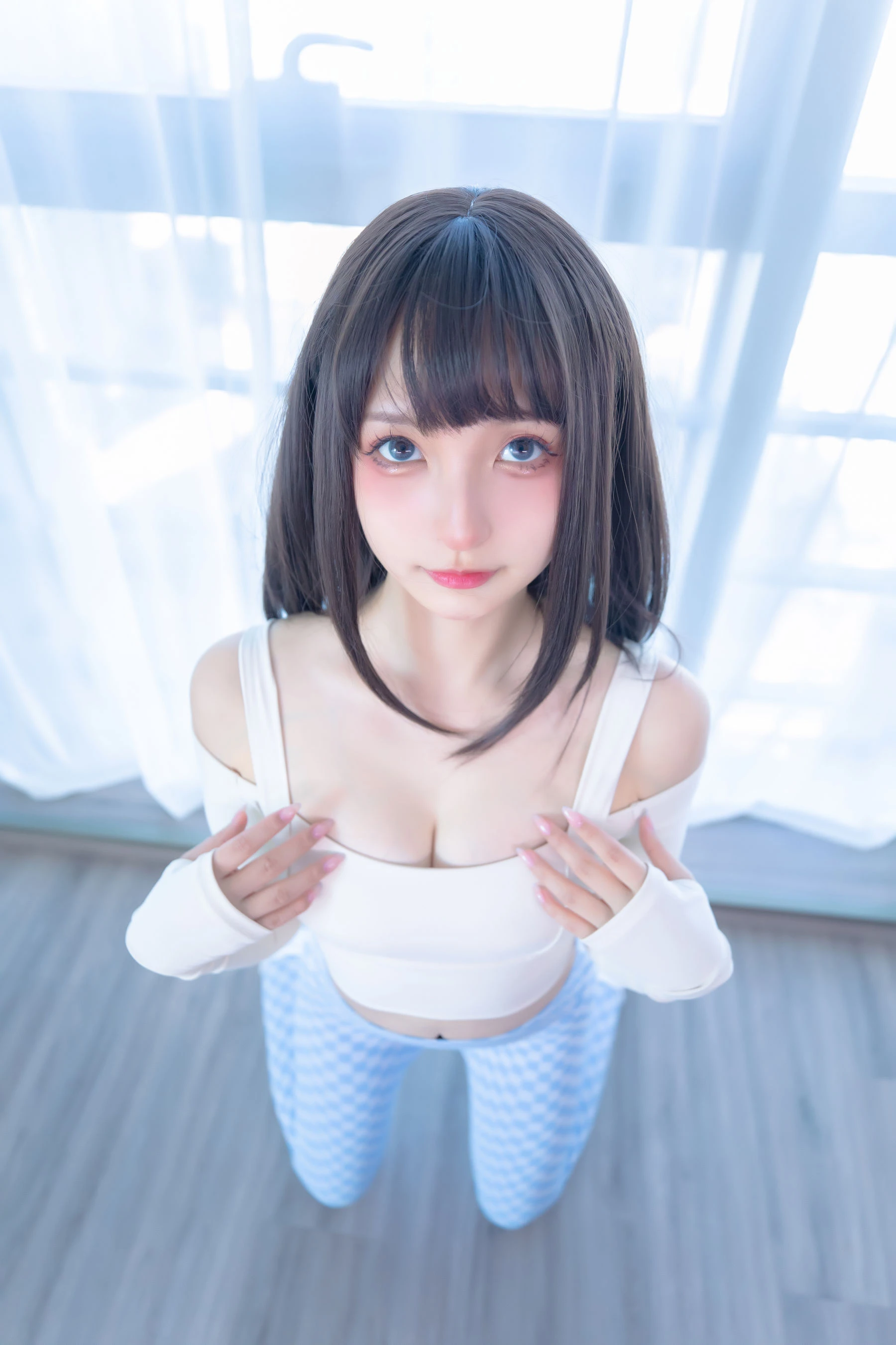 [美女]孫莉琪孫莉琪戶外超清美圖：魅惑神韻釋放美腿誘惑綻放寫真大片 - 23