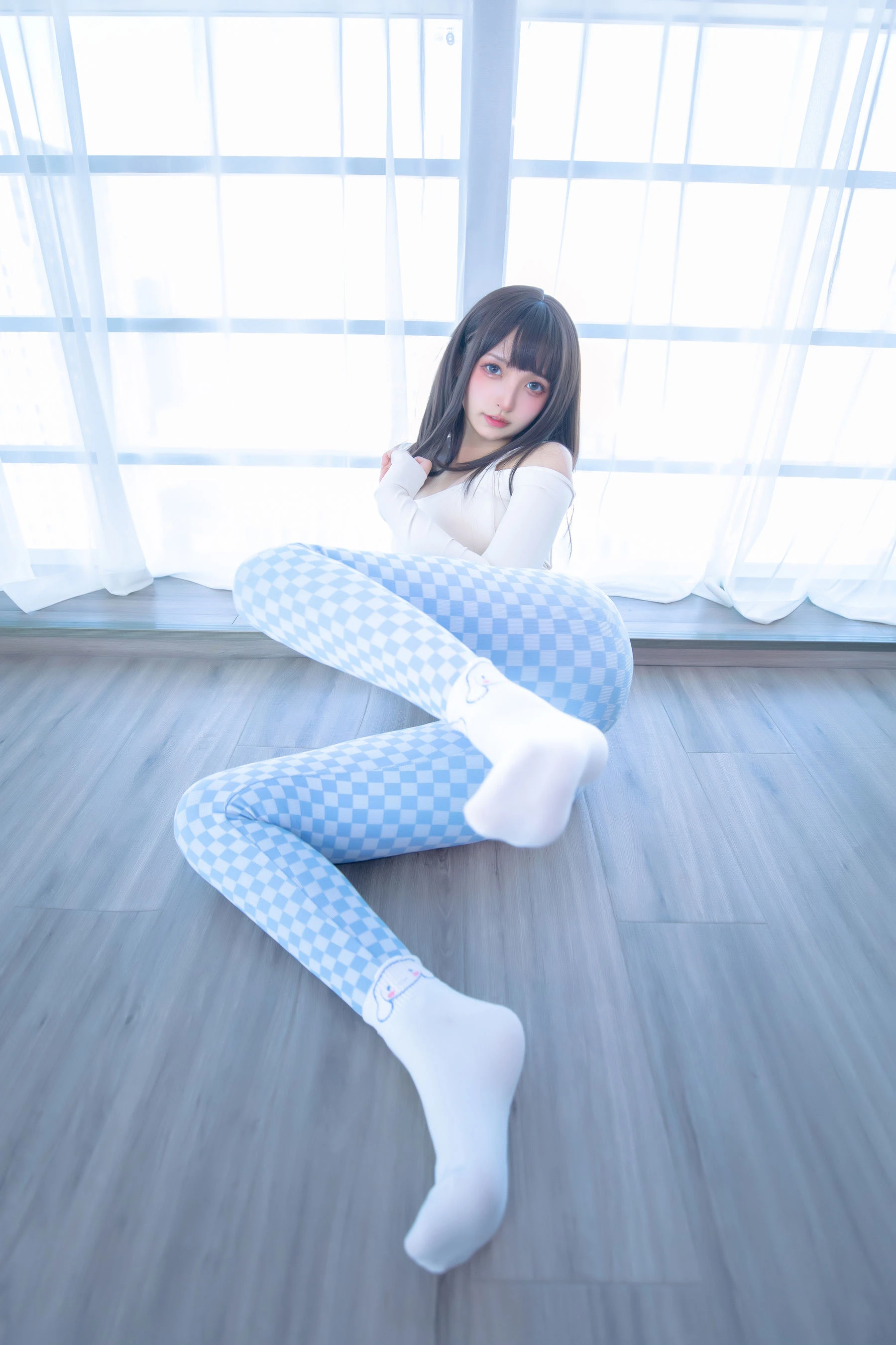 [美女]孫莉琪孫莉琪戶外超清美圖：魅惑神韻釋放美腿誘惑綻放寫真大片 - 3