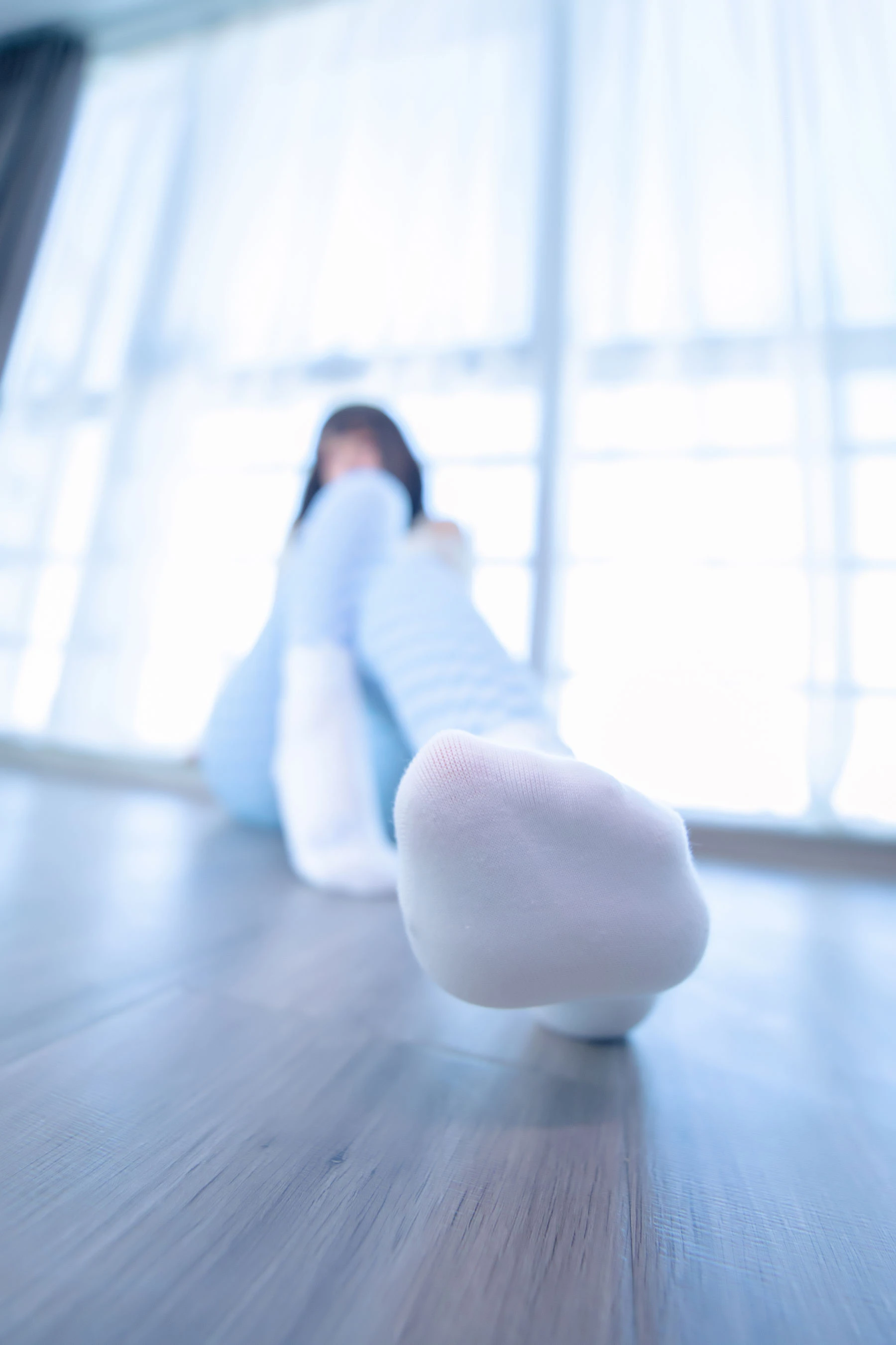 [美女]孫莉琪孫莉琪戶外超清美圖：魅惑神韻釋放美腿誘惑綻放寫真大片 - 37