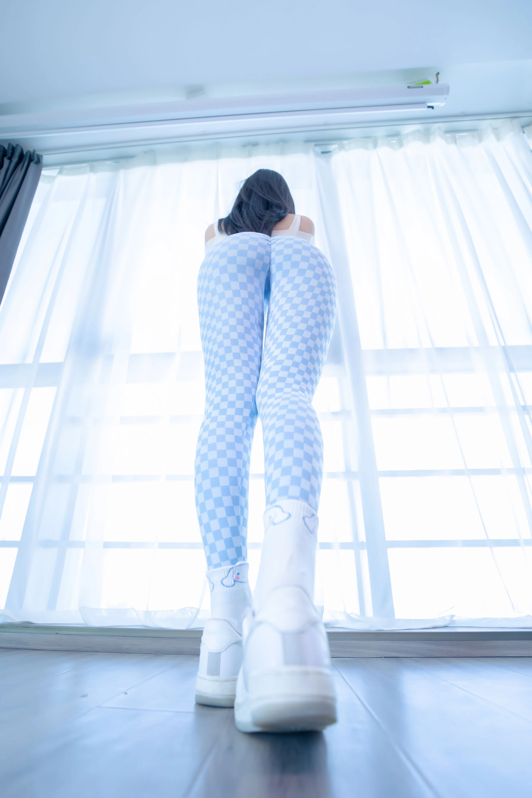 [美女]孫莉琪孫莉琪戶外超清美圖：魅惑神韻釋放美腿誘惑綻放寫真大片 - 40