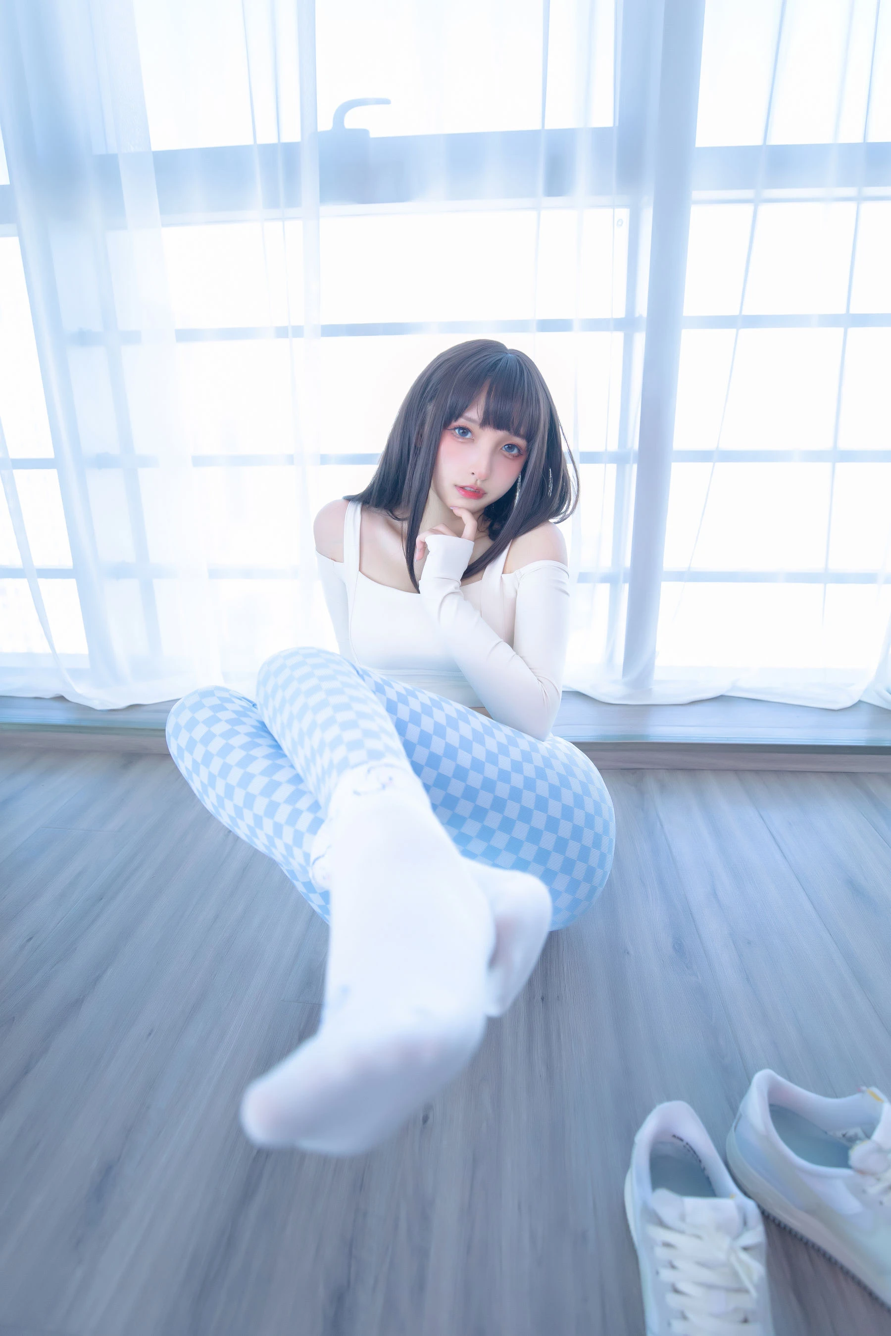 [美女]孫莉琪孫莉琪戶外超清美圖：魅惑神韻釋放美腿誘惑綻放寫真大片 - 56