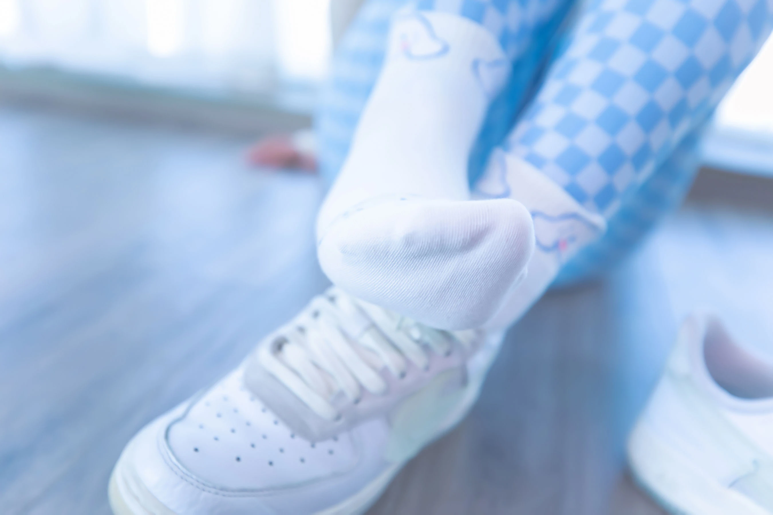 [美女]孫莉琪孫莉琪戶外超清美圖：魅惑神韻釋放美腿誘惑綻放寫真大片 - 59