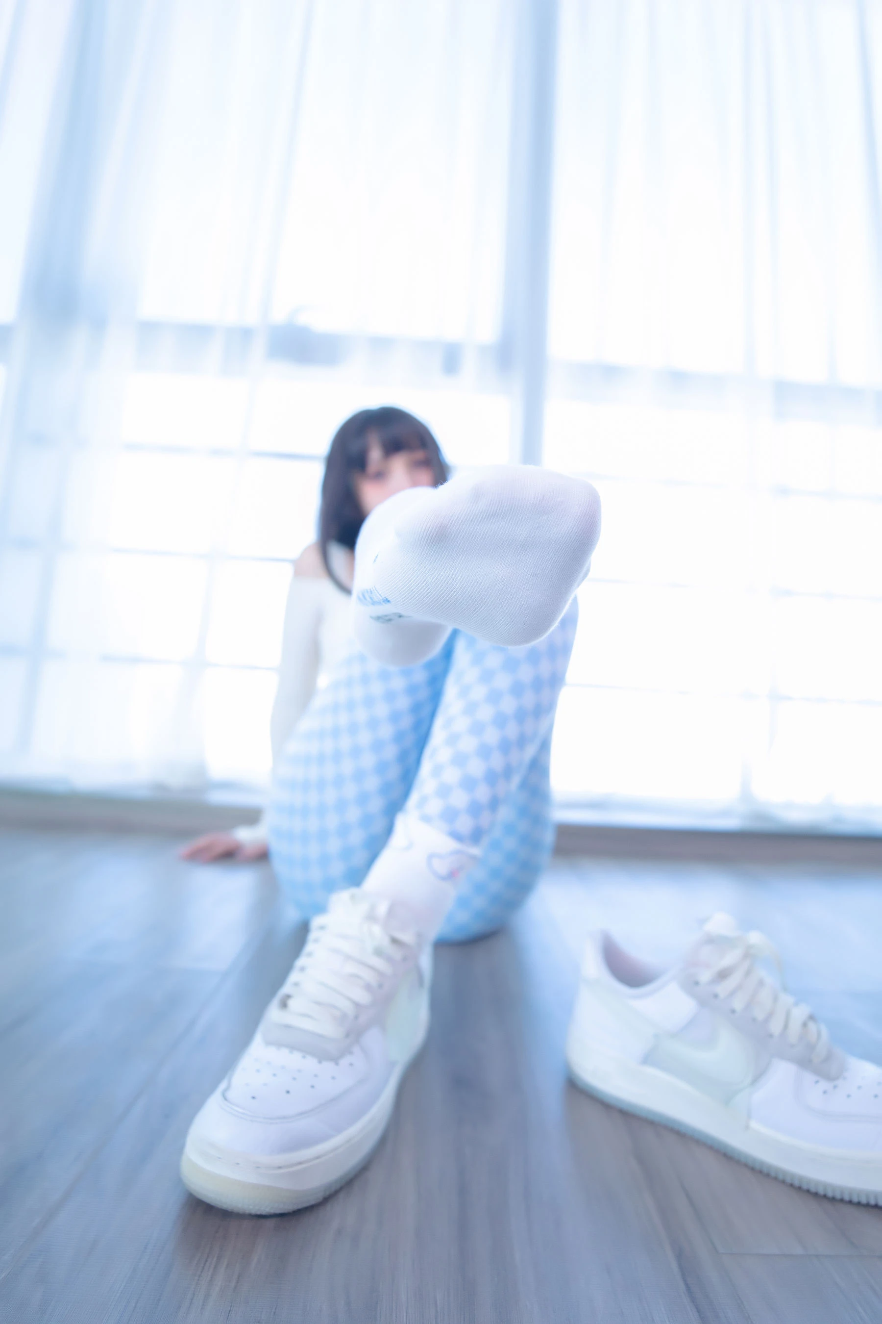 [美女]孫莉琪孫莉琪戶外超清美圖：魅惑神韻釋放美腿誘惑綻放寫真大片 - 61