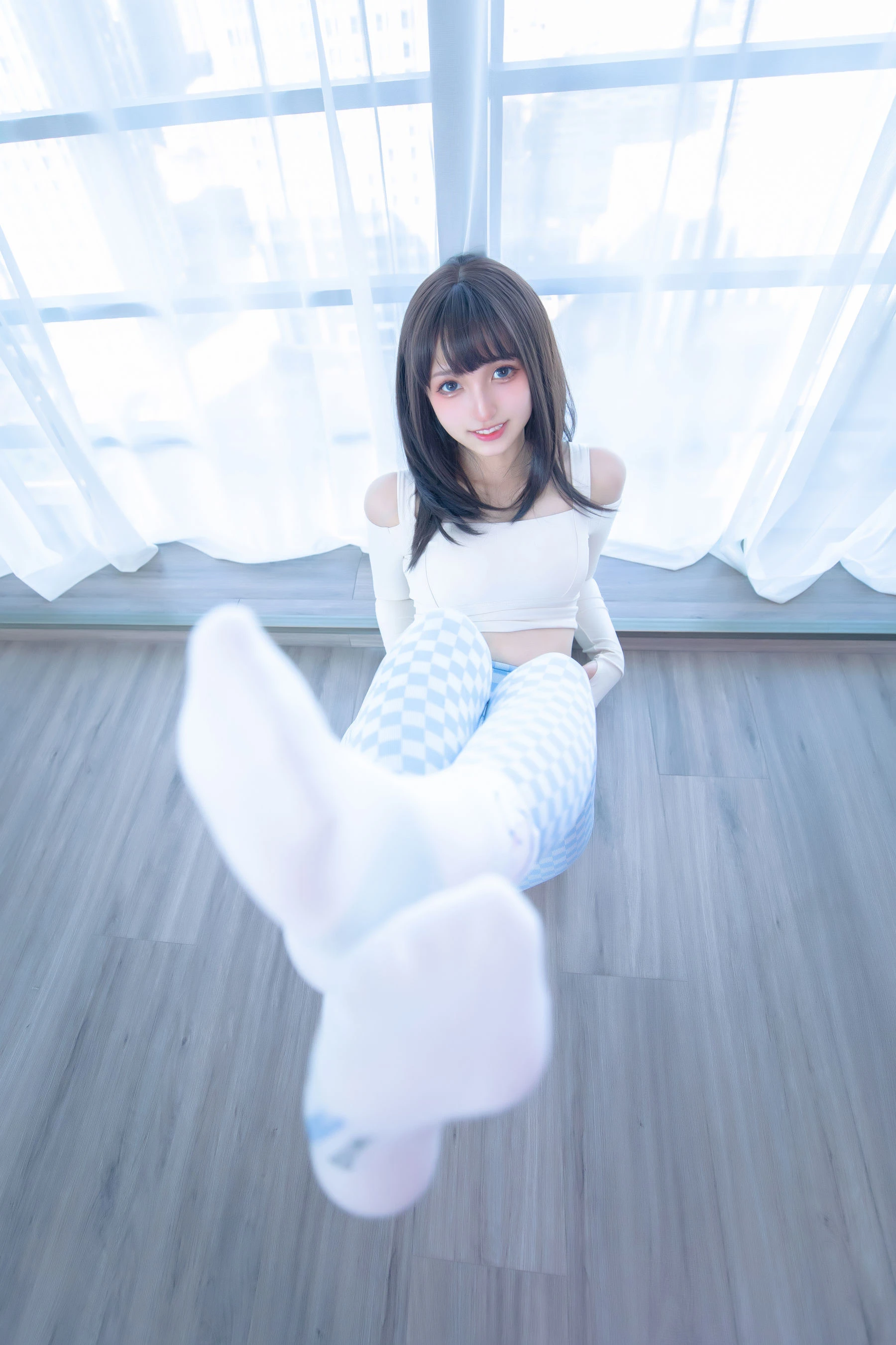 [美女]孫莉琪孫莉琪戶外超清美圖：魅惑神韻釋放美腿誘惑綻放寫真大片 - 63