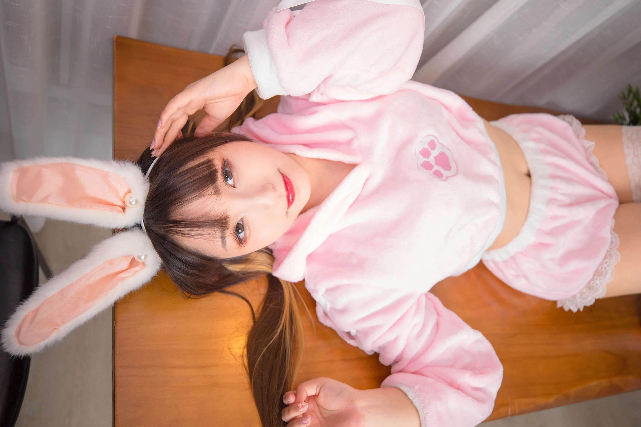 [美女]李雨桐珍藏藝術作品：自然光攝影時尚演繹李雨桐美腿曲線格調綻放寫真集 - 130