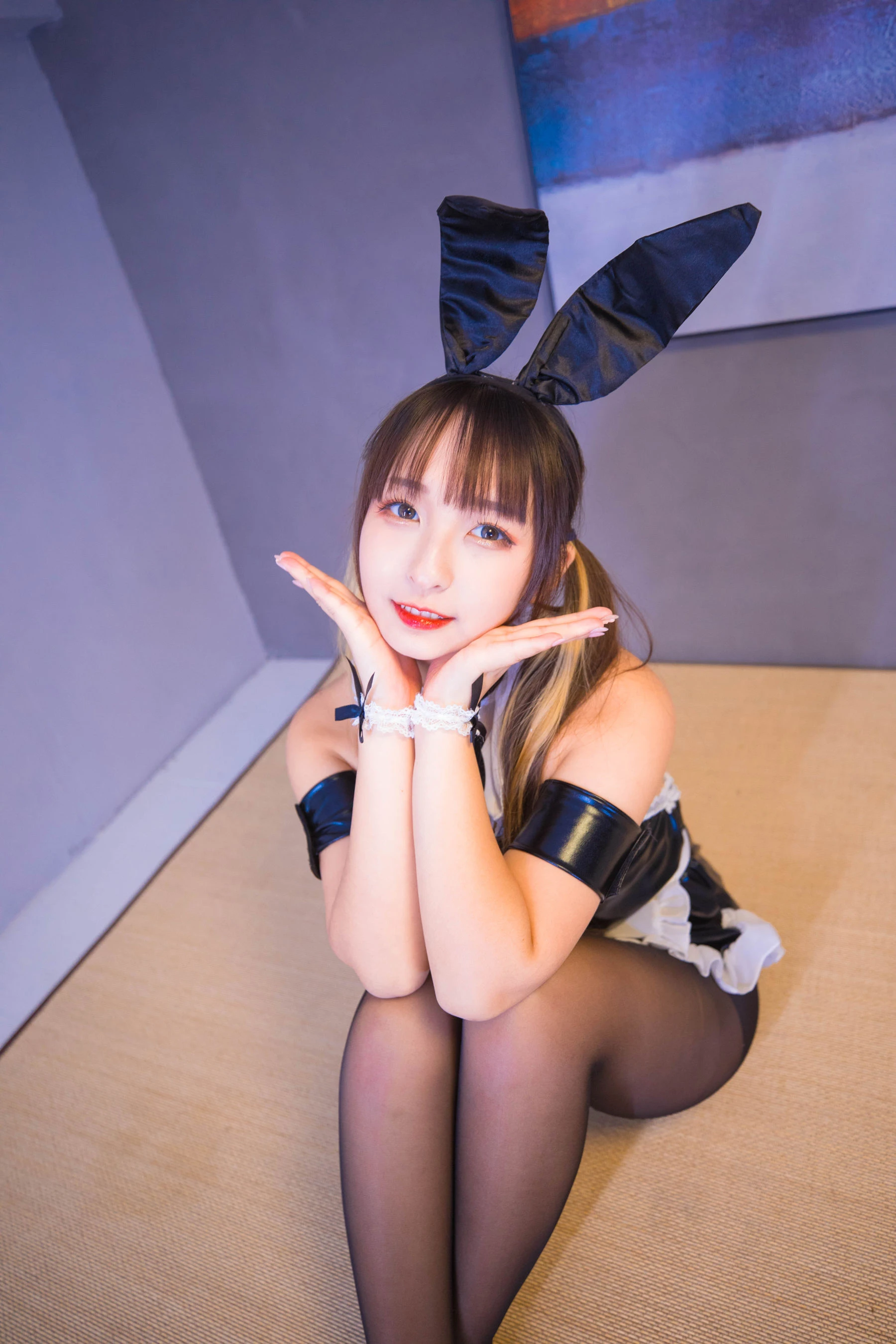 [美女]李雨桐珍藏藝術作品：自然光攝影時尚演繹李雨桐美腿曲線格調綻放寫真集 - 7