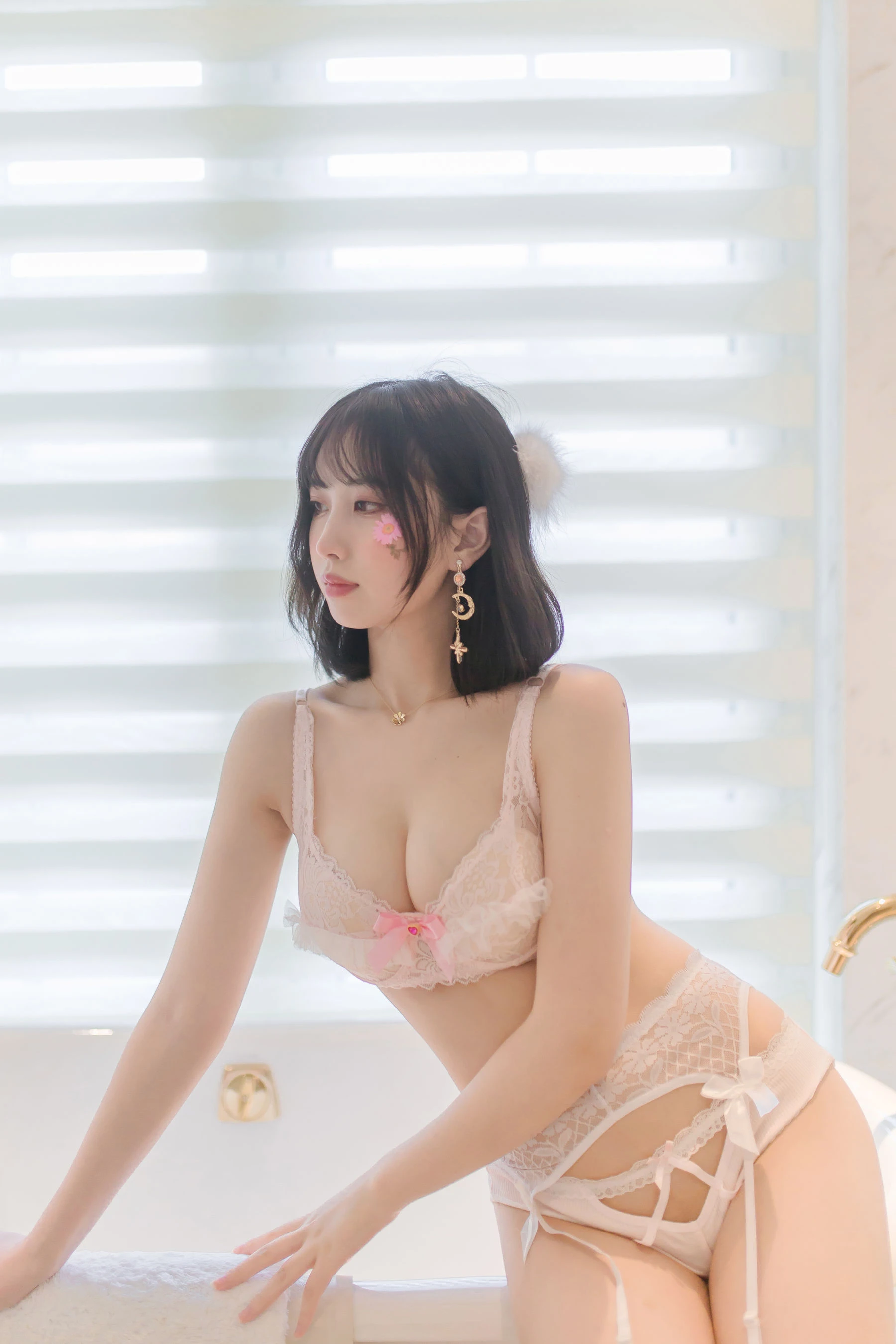 [少婦]郭曉雪私房精選作品珍藏：郭曉雪清純演繹蜂腰完美魅力綻放寫真藝術 - 3