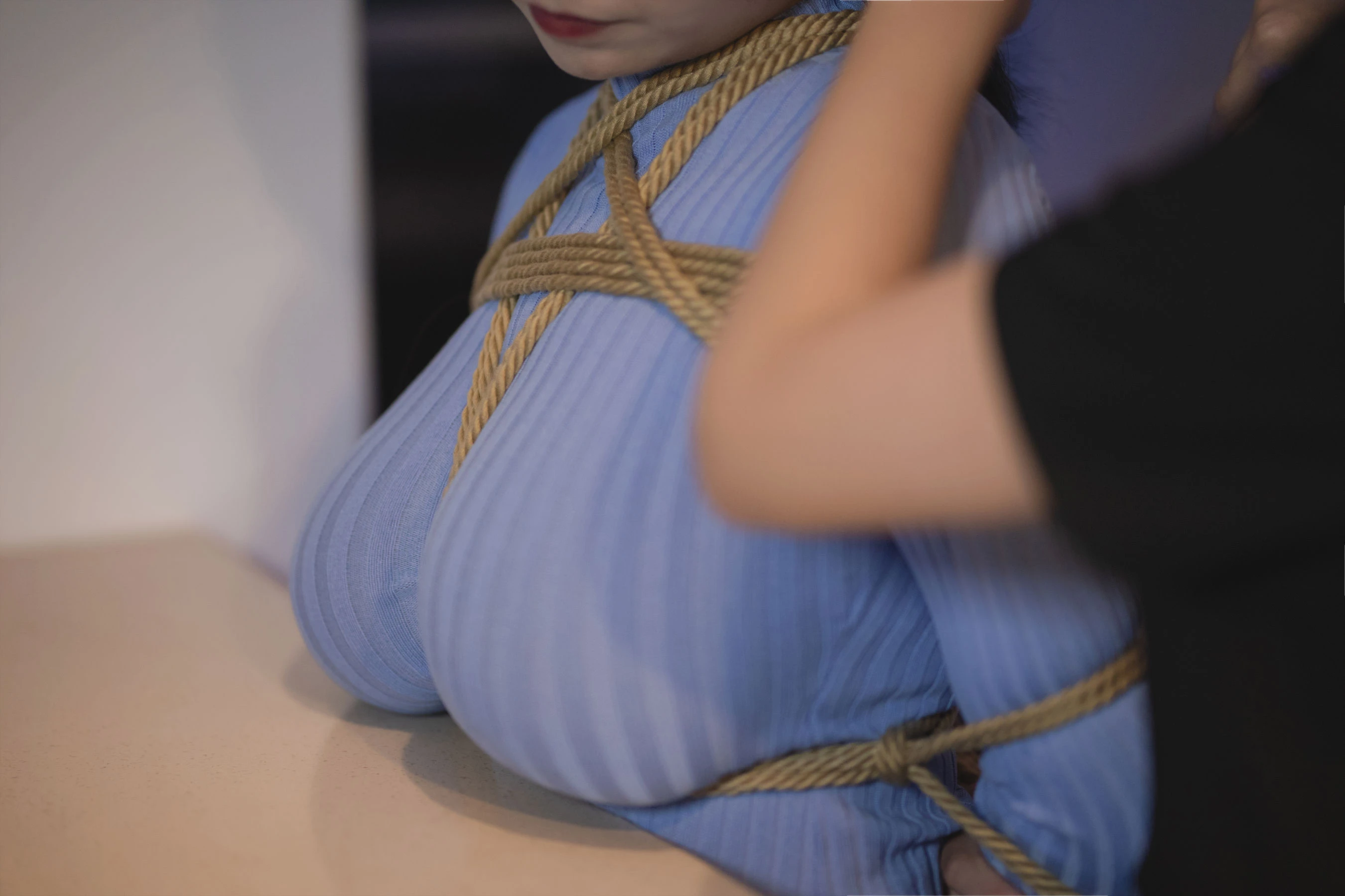 [嫩模]徐詩琪首發街拍美圖藝術：徐詩琪魅惑神韻綻放美腿完美曲線寫真 - 26