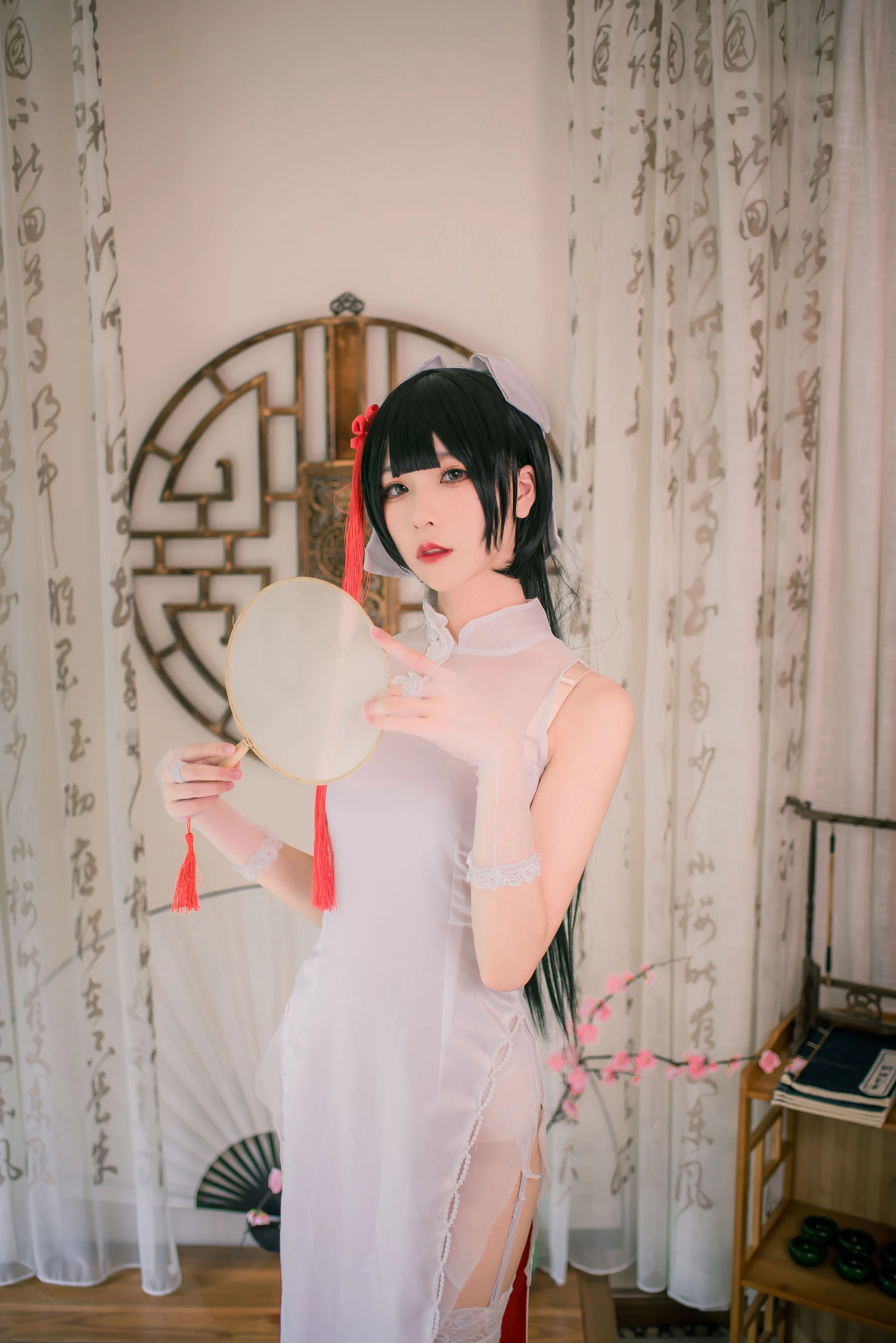 [名模]宋梓涵高清街拍美圖藝術：宋梓涵魅惑韻味釋放美胸完美曲線寫真 - 1