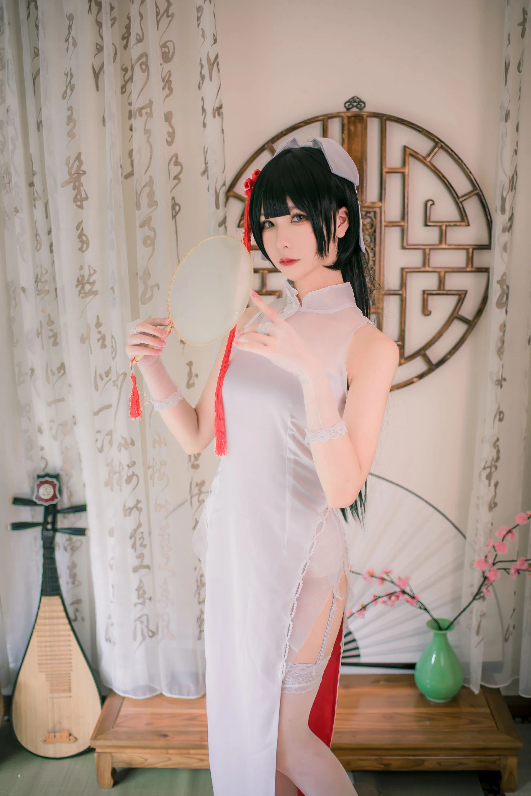 [名模]宋梓涵高清街拍美圖藝術：宋梓涵魅惑韻味釋放美胸完美曲線寫真 - 2