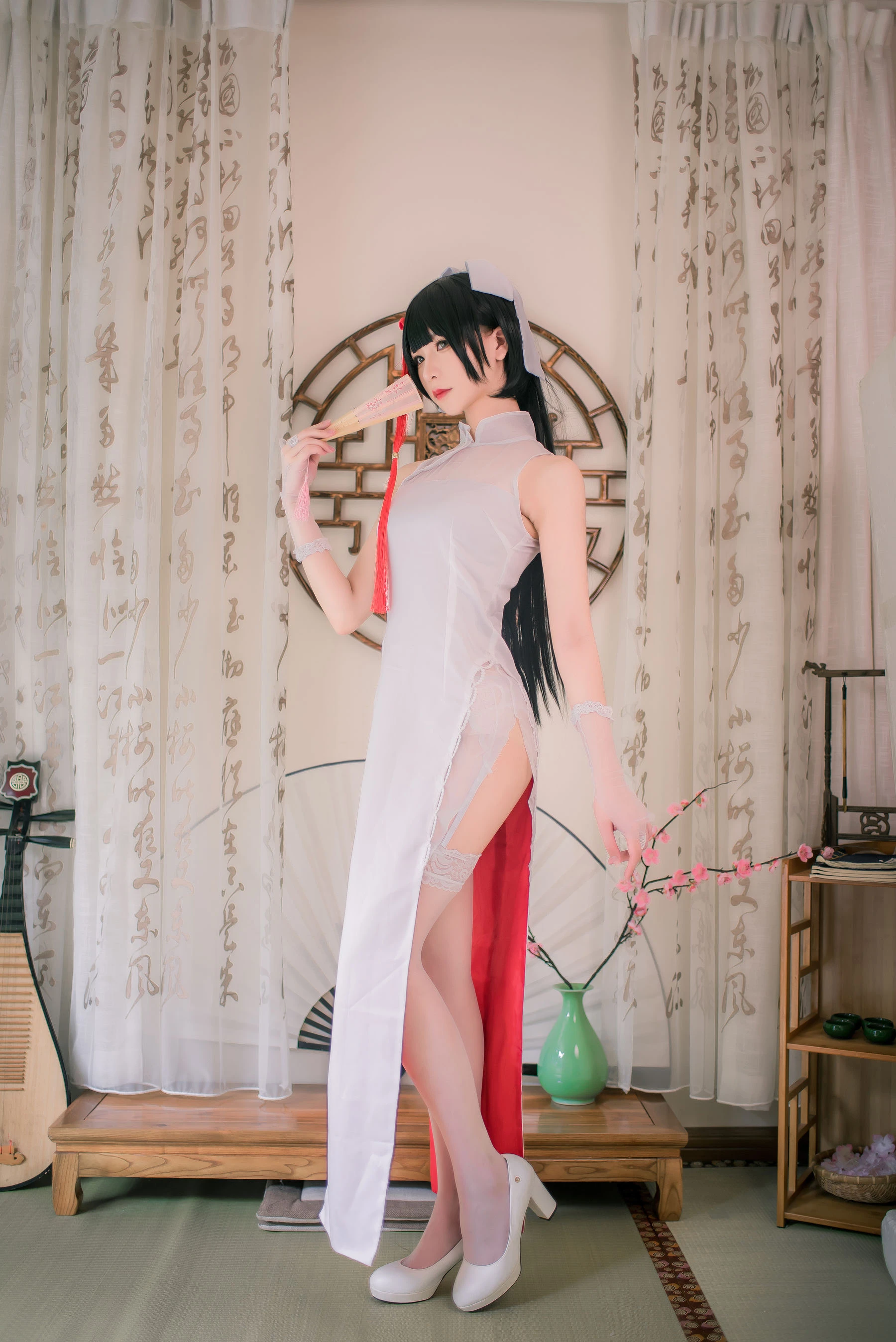 [名模]宋梓涵高清街拍美圖藝術：宋梓涵魅惑韻味釋放美胸完美曲線寫真 - 3