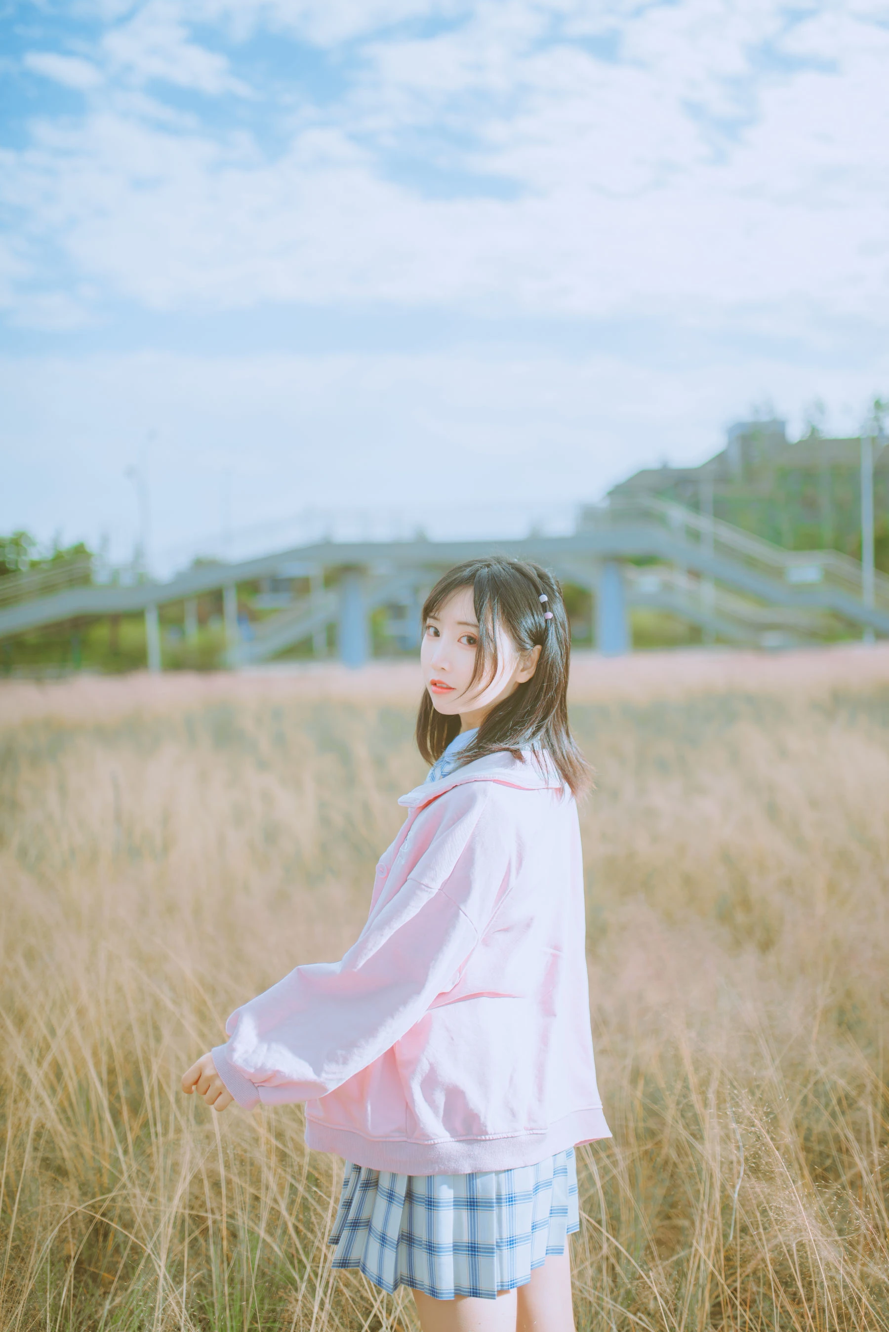 [少婦]黃心怡大圖室內攝影藝術：黃心怡魅惑風採綻放美腿完美曲線寫真 - 12