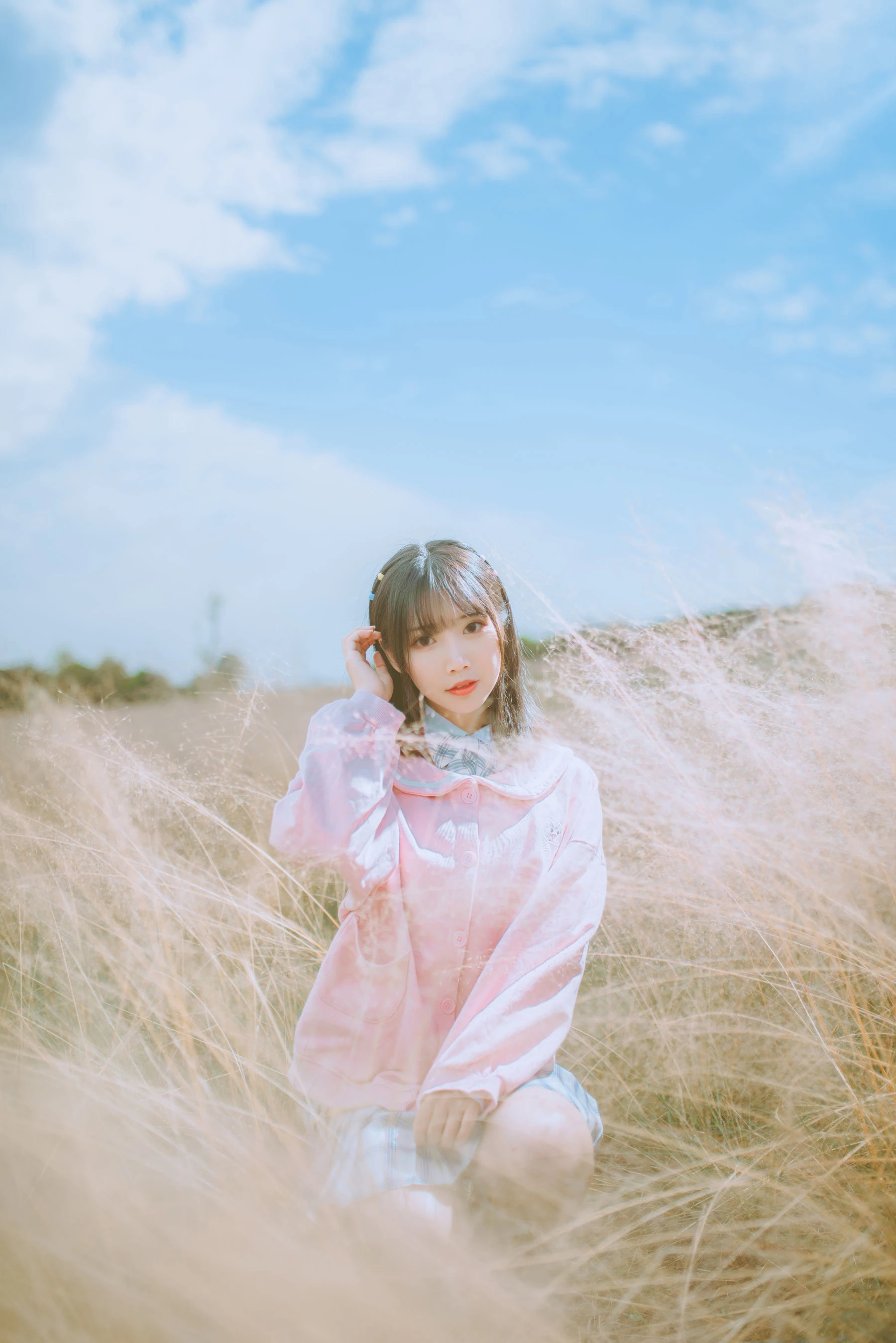 [少婦]黃心怡大圖室內攝影藝術：黃心怡魅惑風採綻放美腿完美曲線寫真 - 2