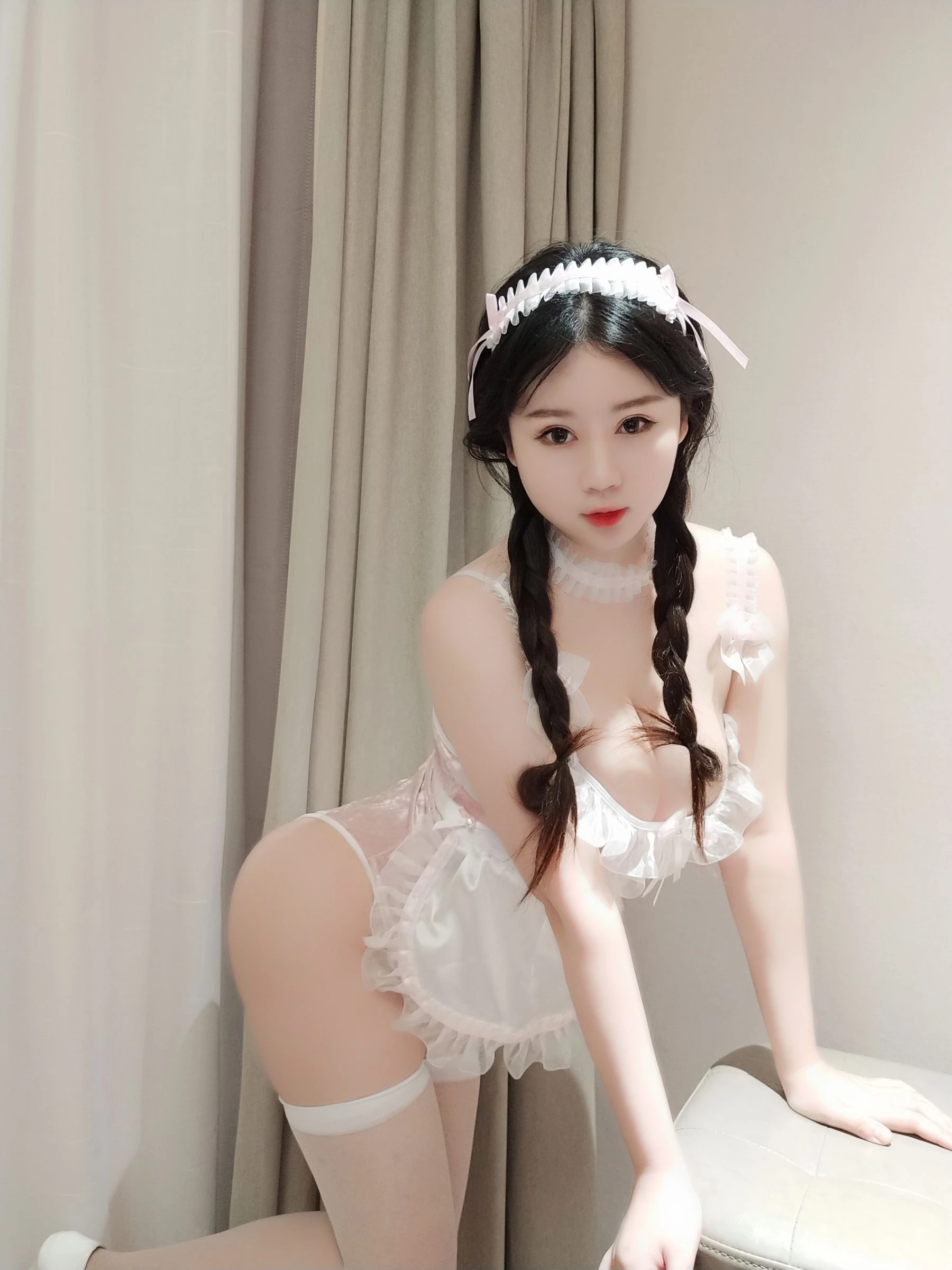 [Cosplay]吳詩琪高清室內圖集藝術：吳詩琪時尚格調釋放曲線完美曲線寫真 - 9