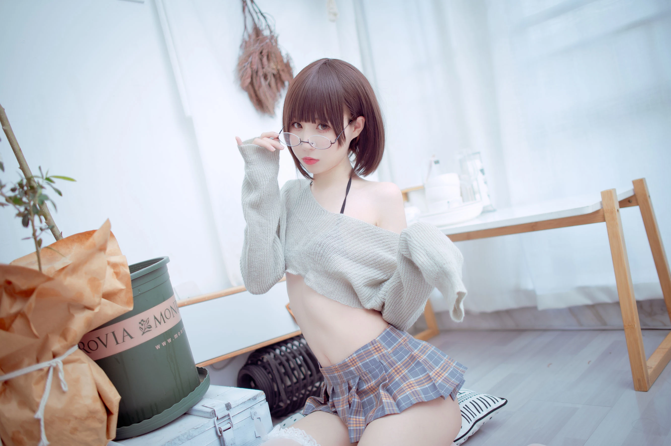 [Showgirl]馮雅詩馮雅詩火辣風採圖集大賞：街拍高清圖集演繹長腿誘惑美學 - 5